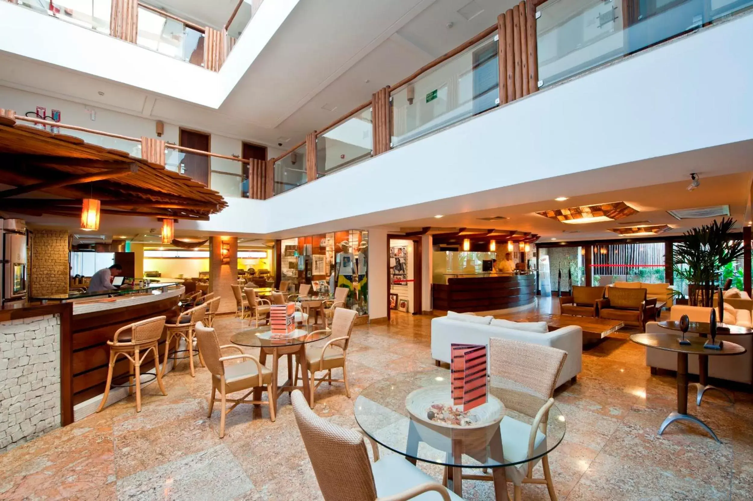 Communal lounge/ TV room, Restaurant/Places to Eat in Pontalmar Praia Hotel