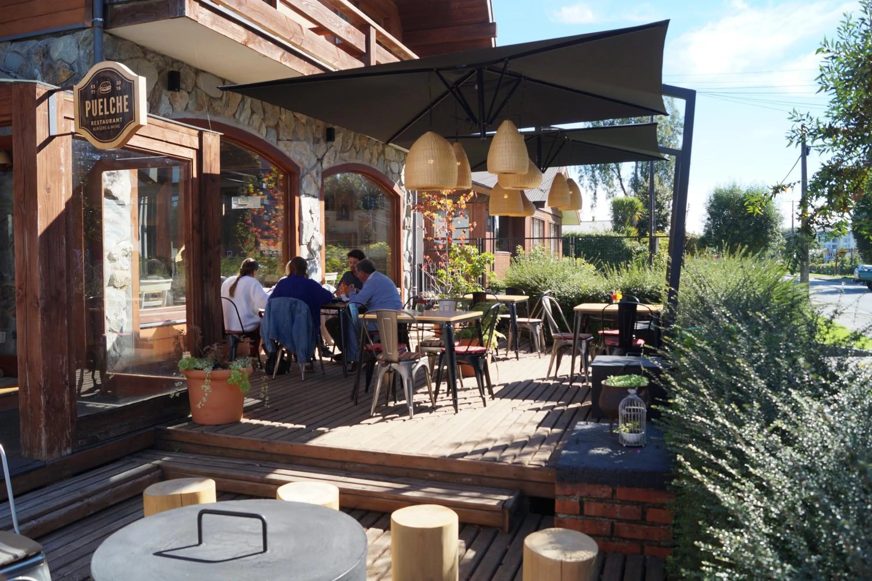 Restaurant/places to eat in Hotel Puelche