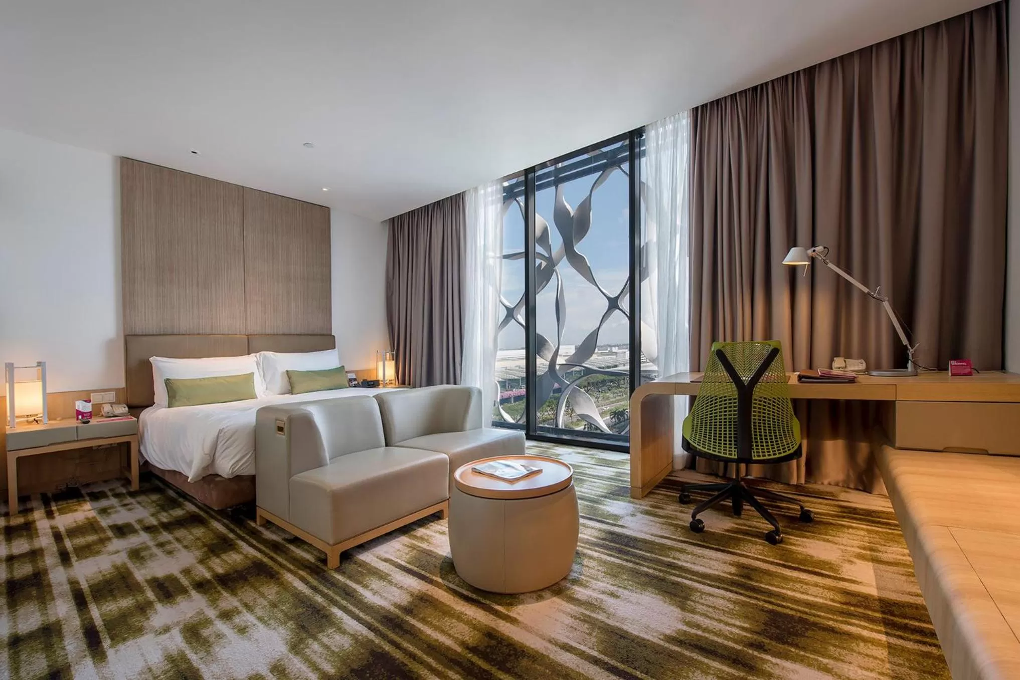 Photo of the whole room, Bed in Crowne Plaza Changi Airport by IHG