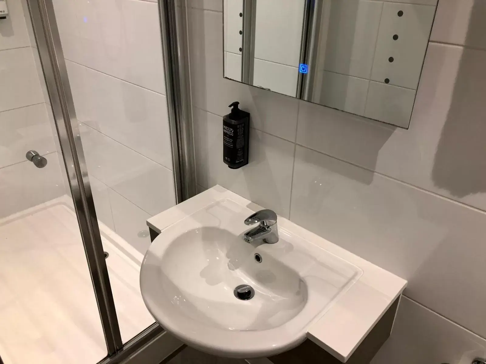 Bathroom in Heeton Concept Hotel - Kensington London