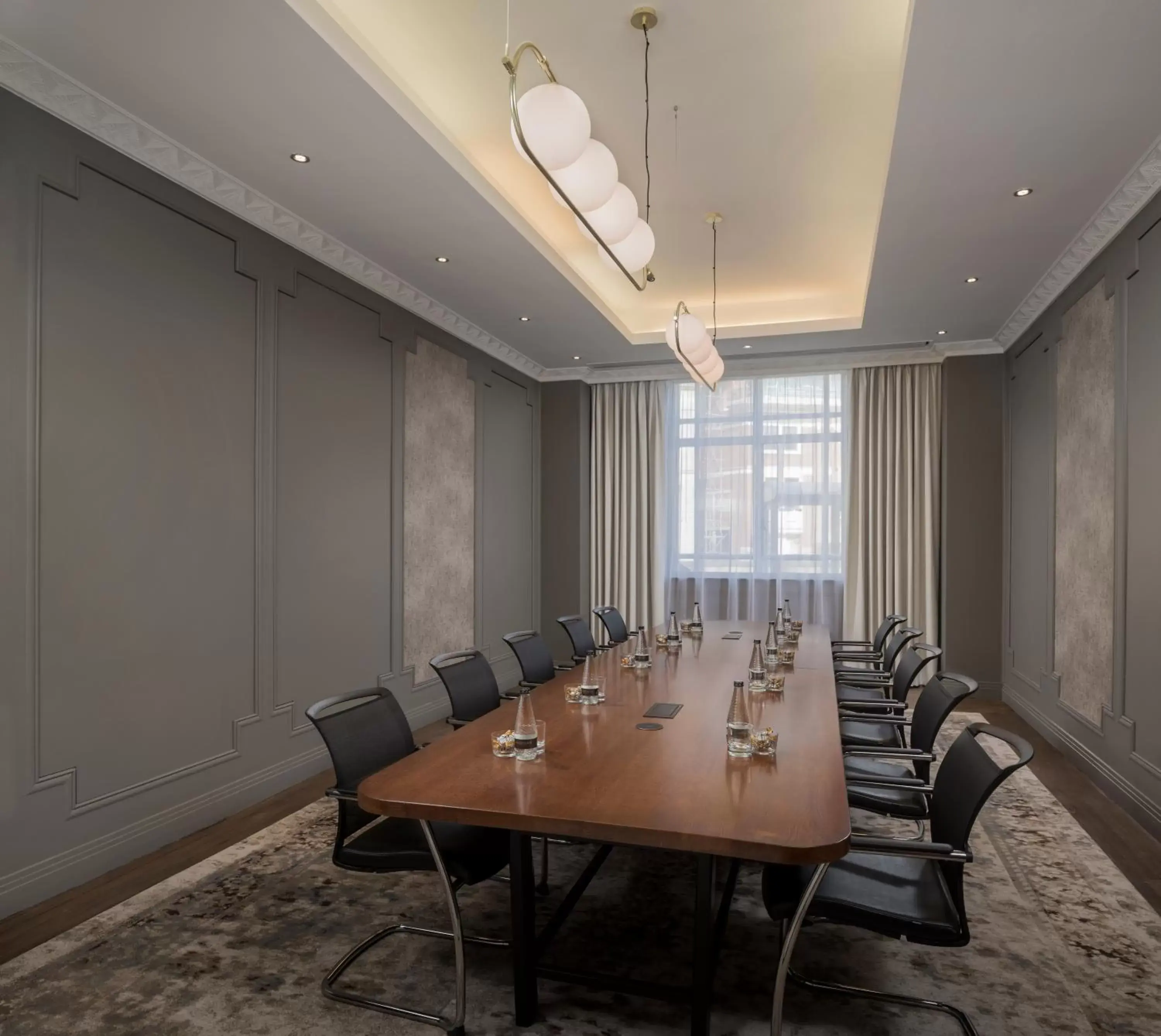 Meeting/conference room in The Queens Hotel