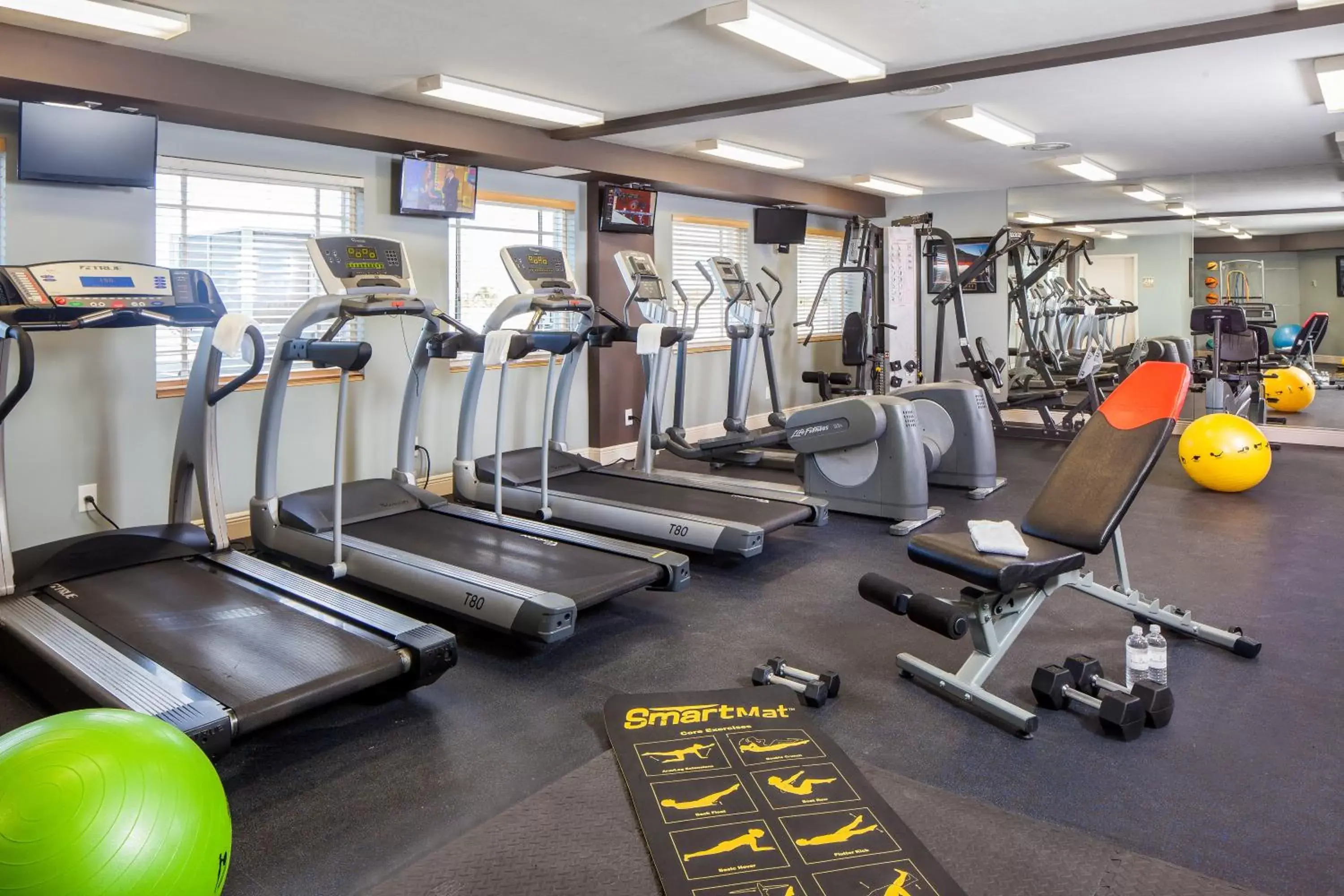 Fitness centre/facilities, Fitness Center/Facilities in Diamond Head Beach Resort