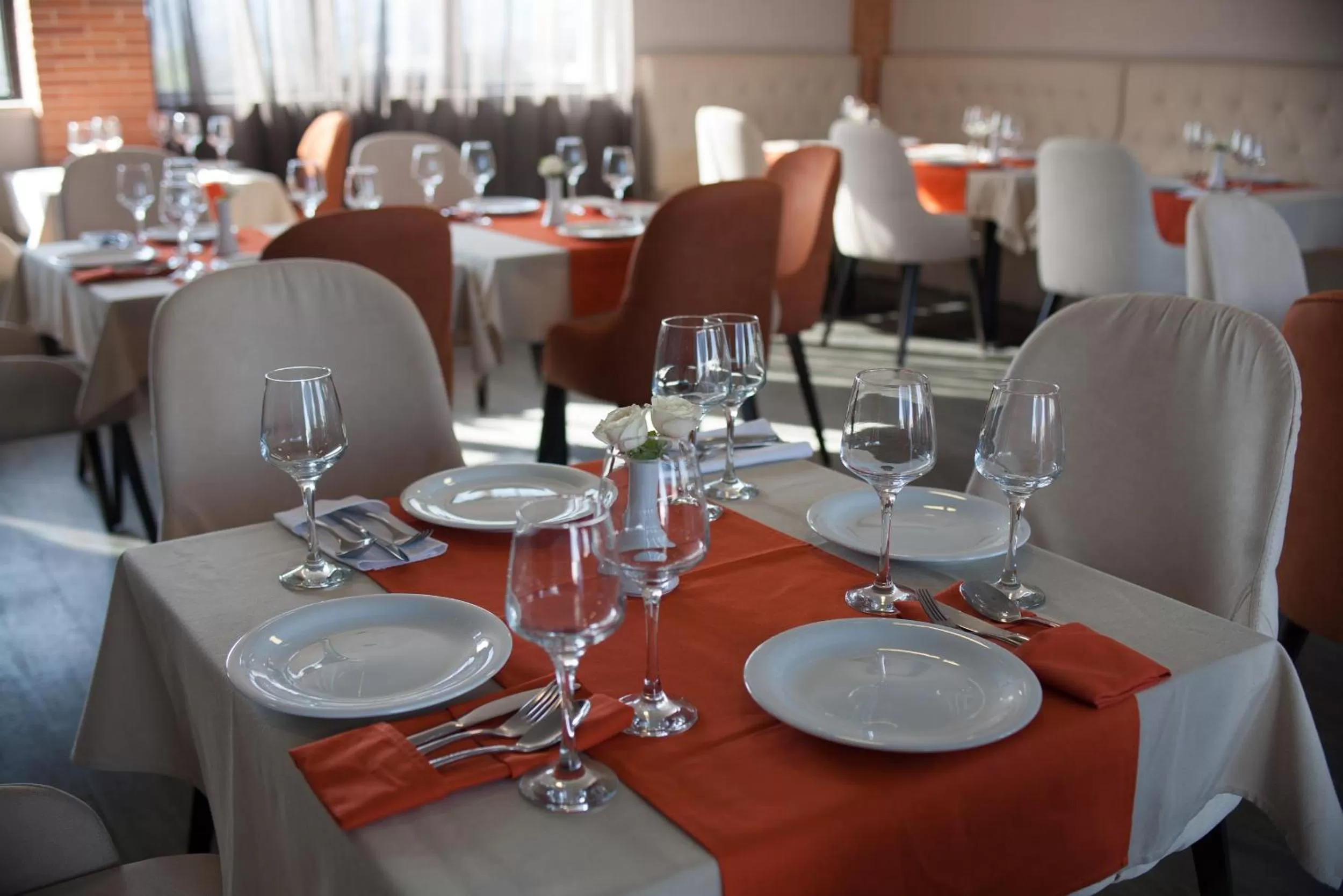 Restaurant/places to eat in Tbilisi Inn