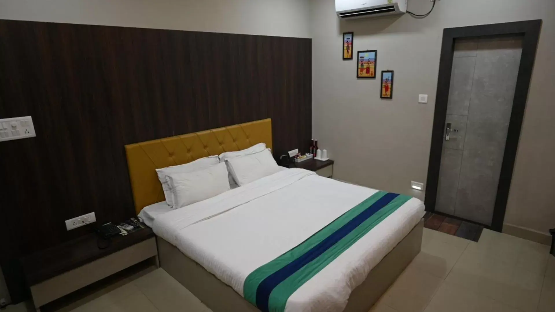 Bedroom, Bed in Hotel Green Apple Bedroom, Bed in Hotel Green Apple