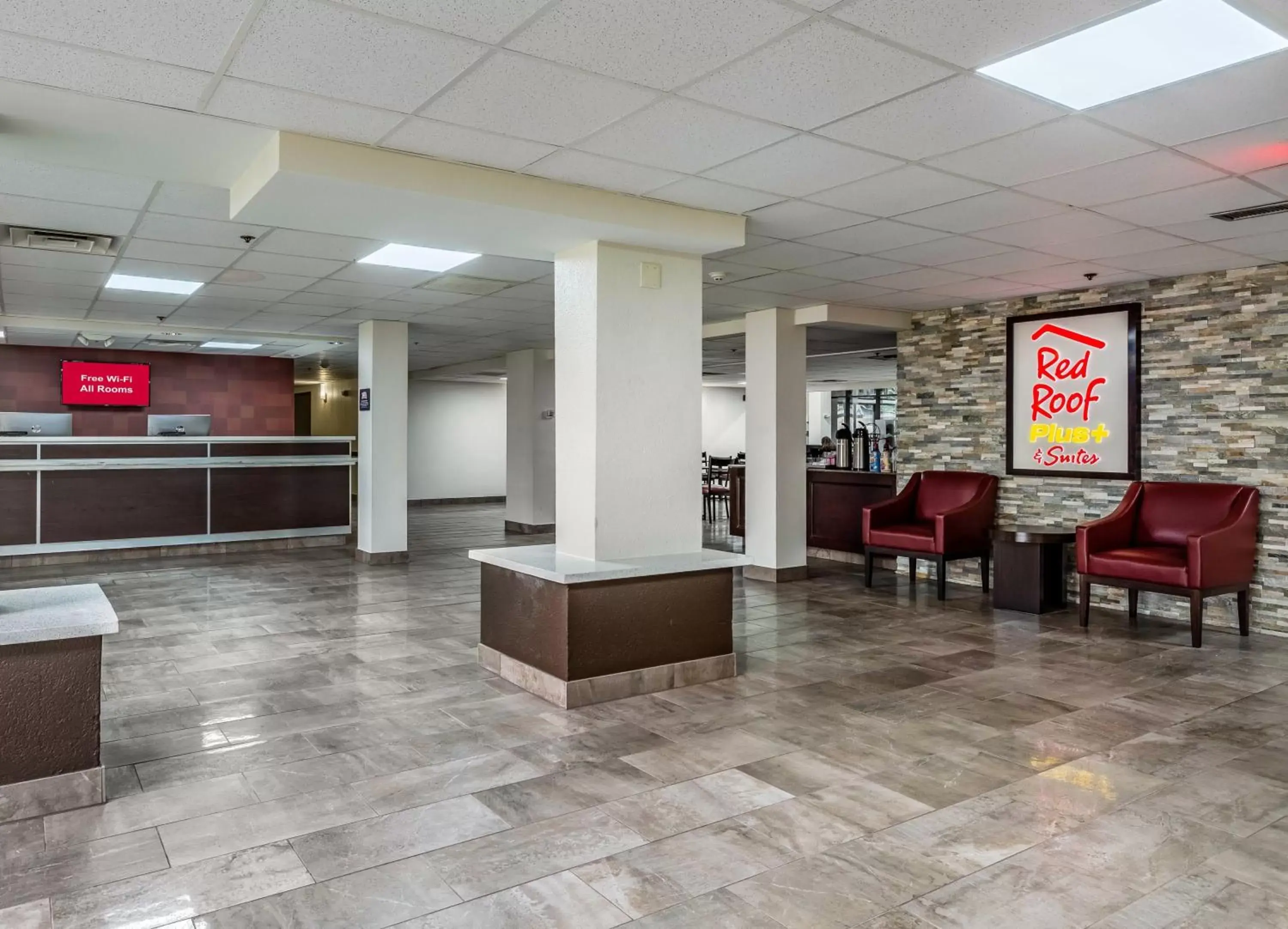 Lobby or reception in Red Roof Inn PLUS & Suites Houston - IAH Airport SW