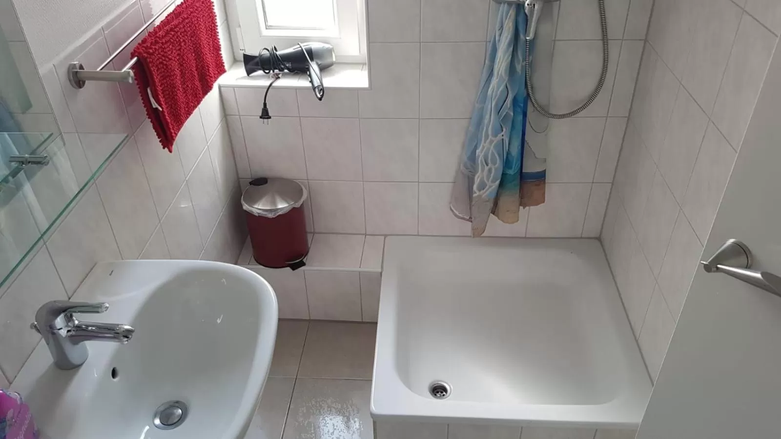 Bathroom in Pension Deichgraf