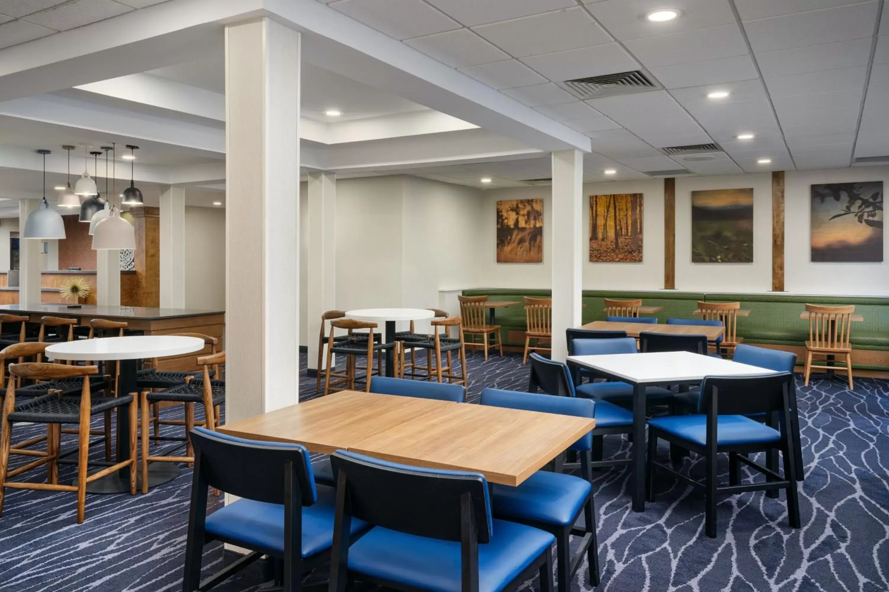 Breakfast, Restaurant/Places to Eat in Fairfield Inn & Suites Auburn Opelika