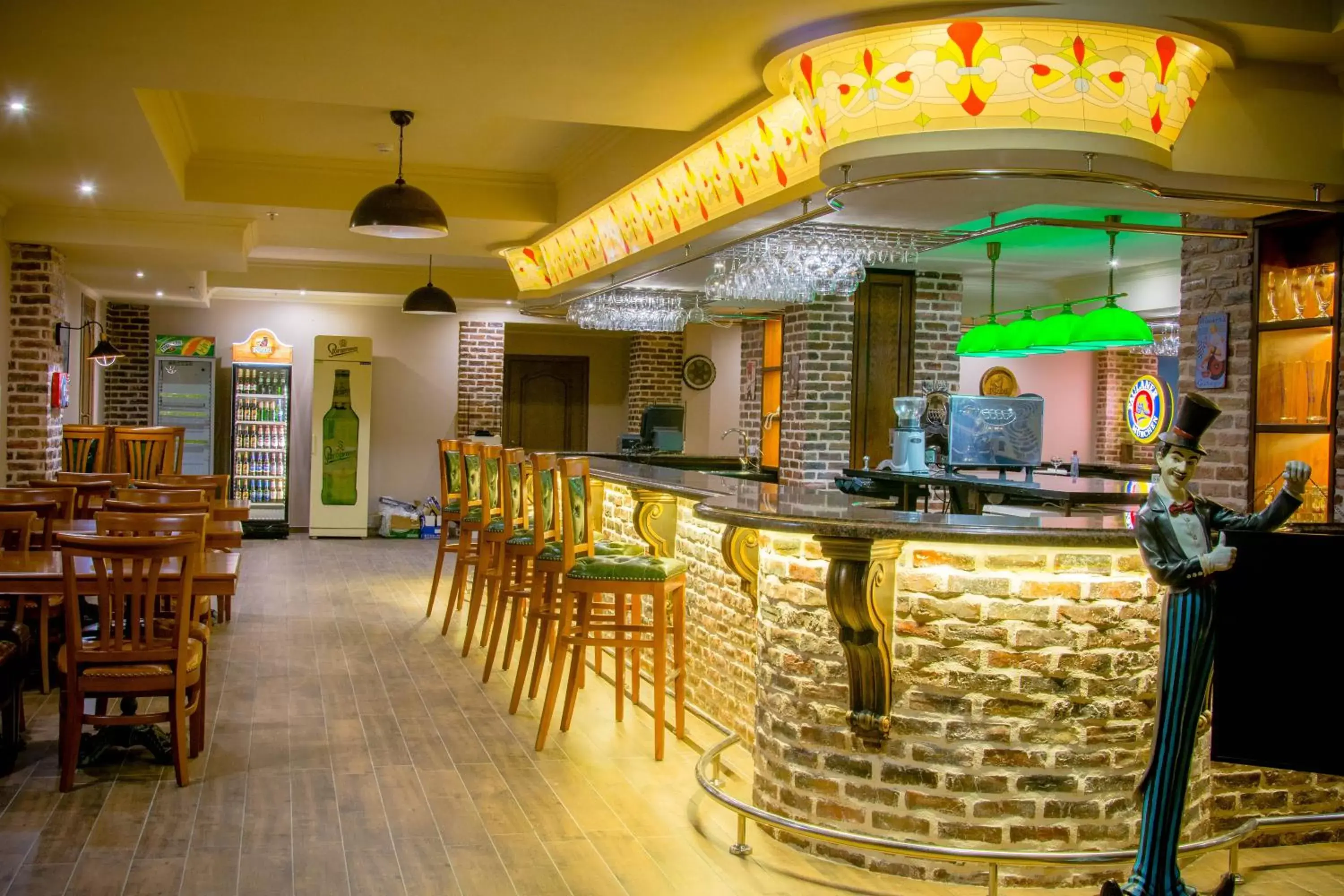Restaurant/places to eat, Lounge/Bar in Bristol Central Park Hotel