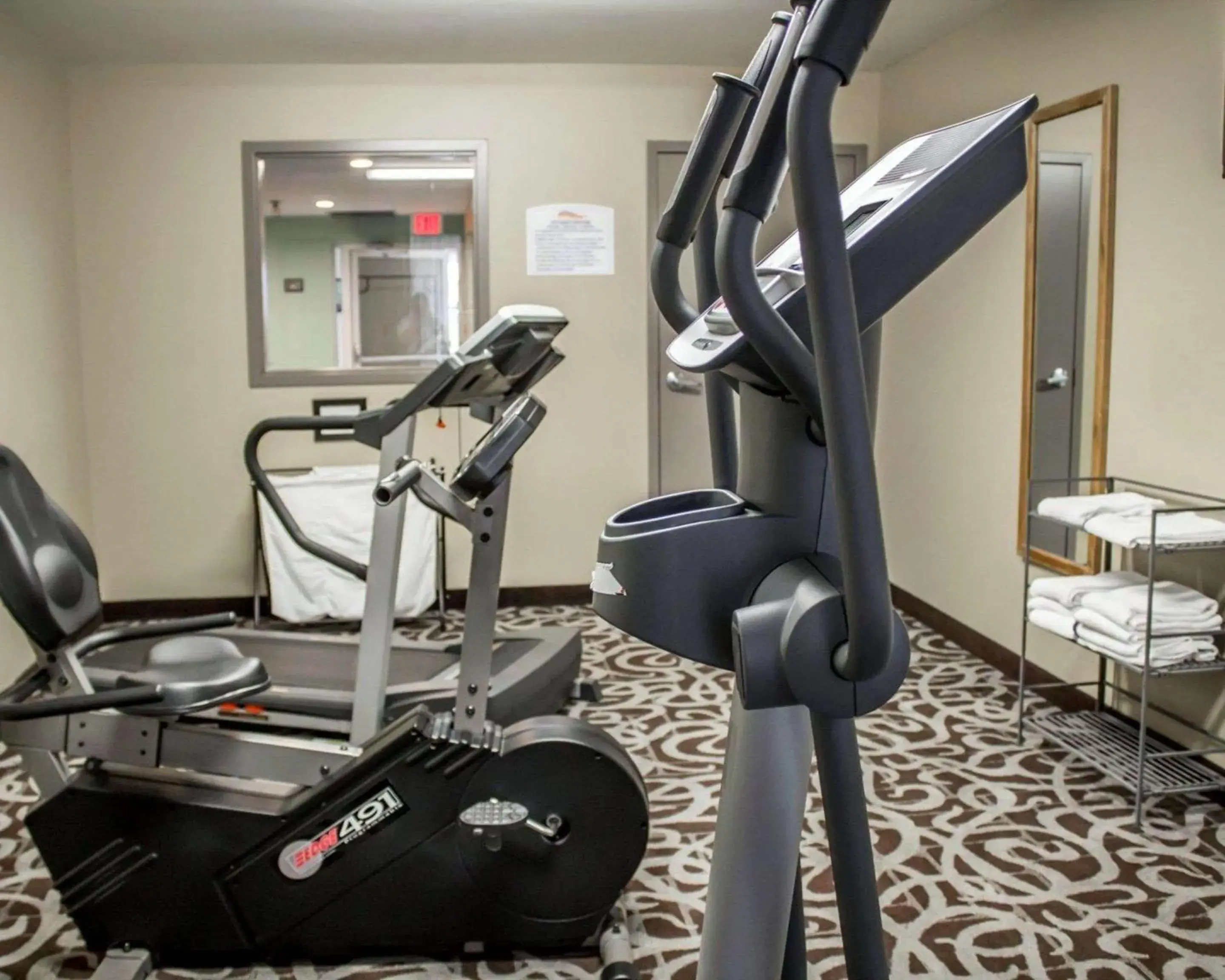 Fitness centre/facilities, Fitness Center/Facilities in Copley Inn & Suites, Copley - Akron