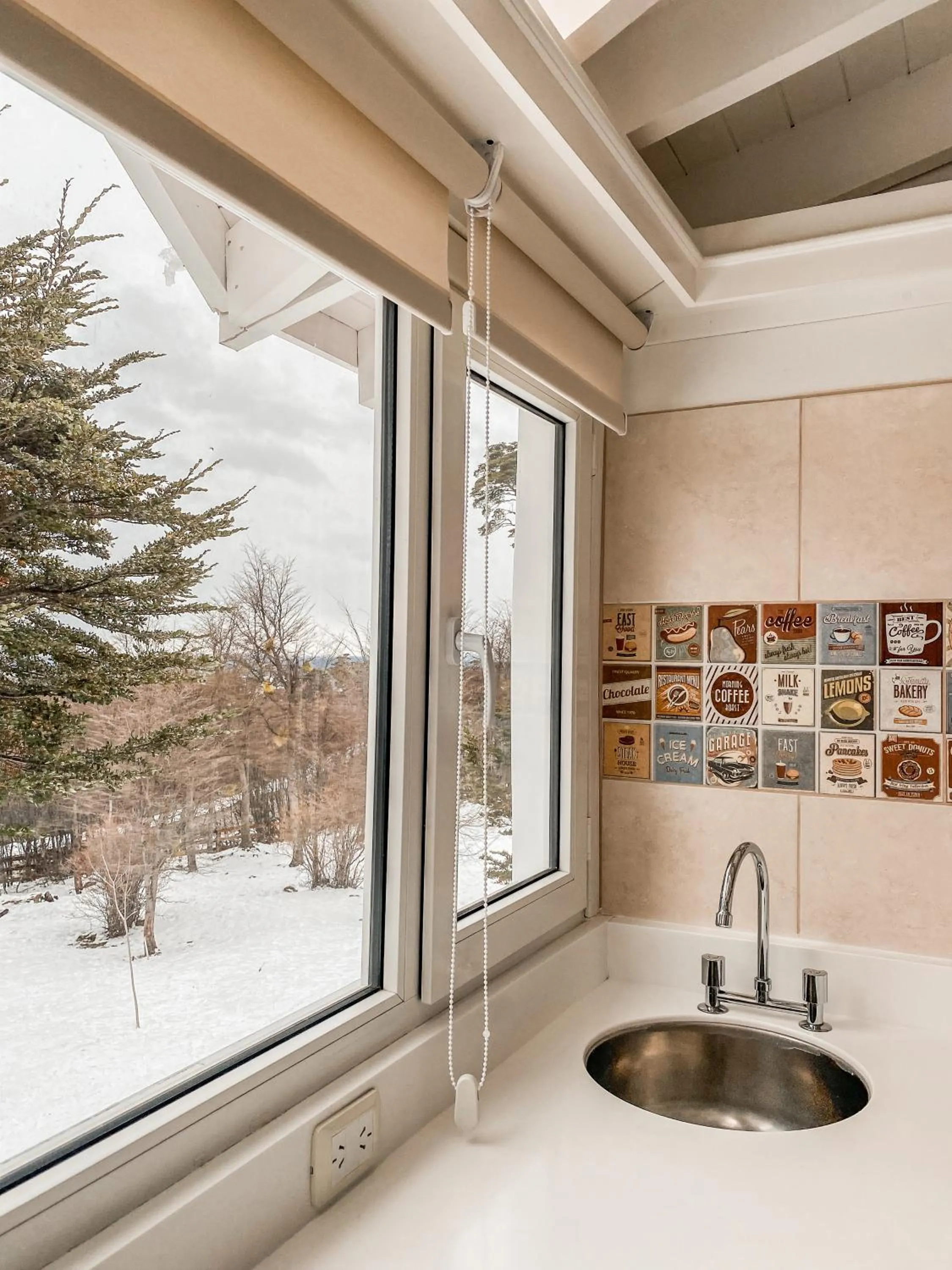 kitchen in Cumbres Del Martial