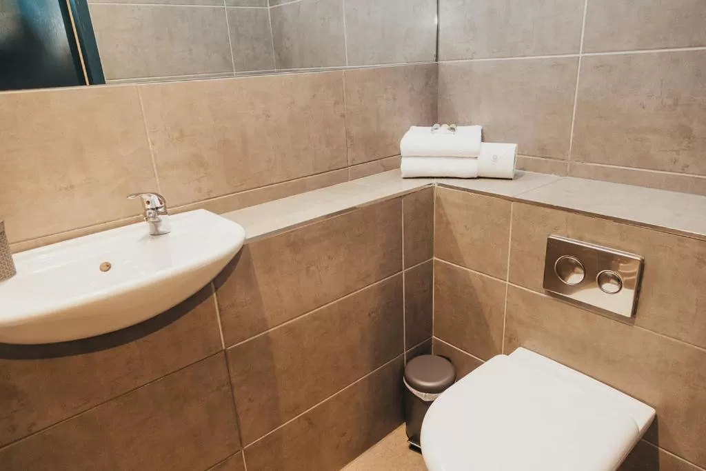 Quarter by the Warren Collection