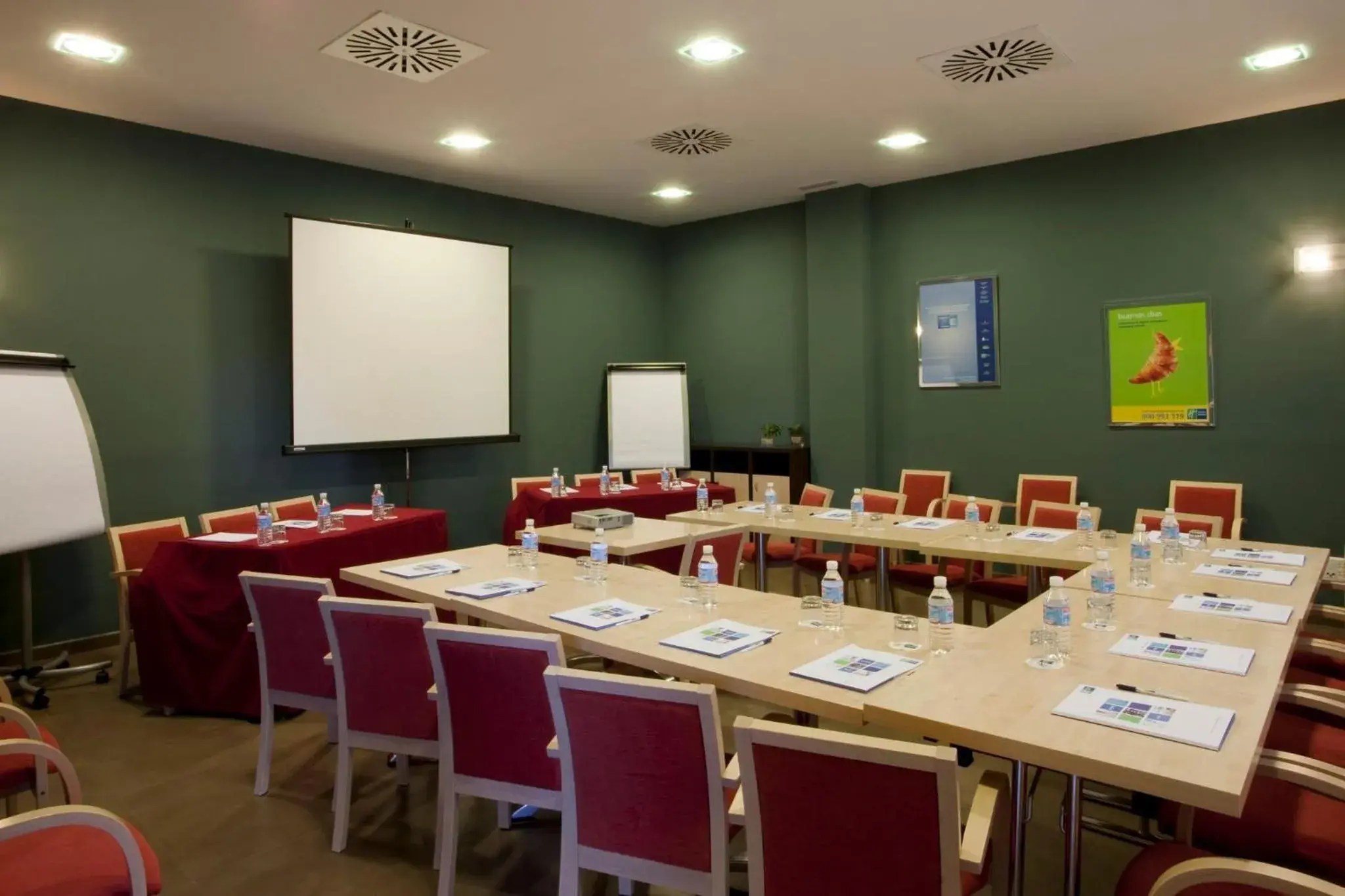 Meeting/conference room in Holiday Inn Express Madrid-Getafe