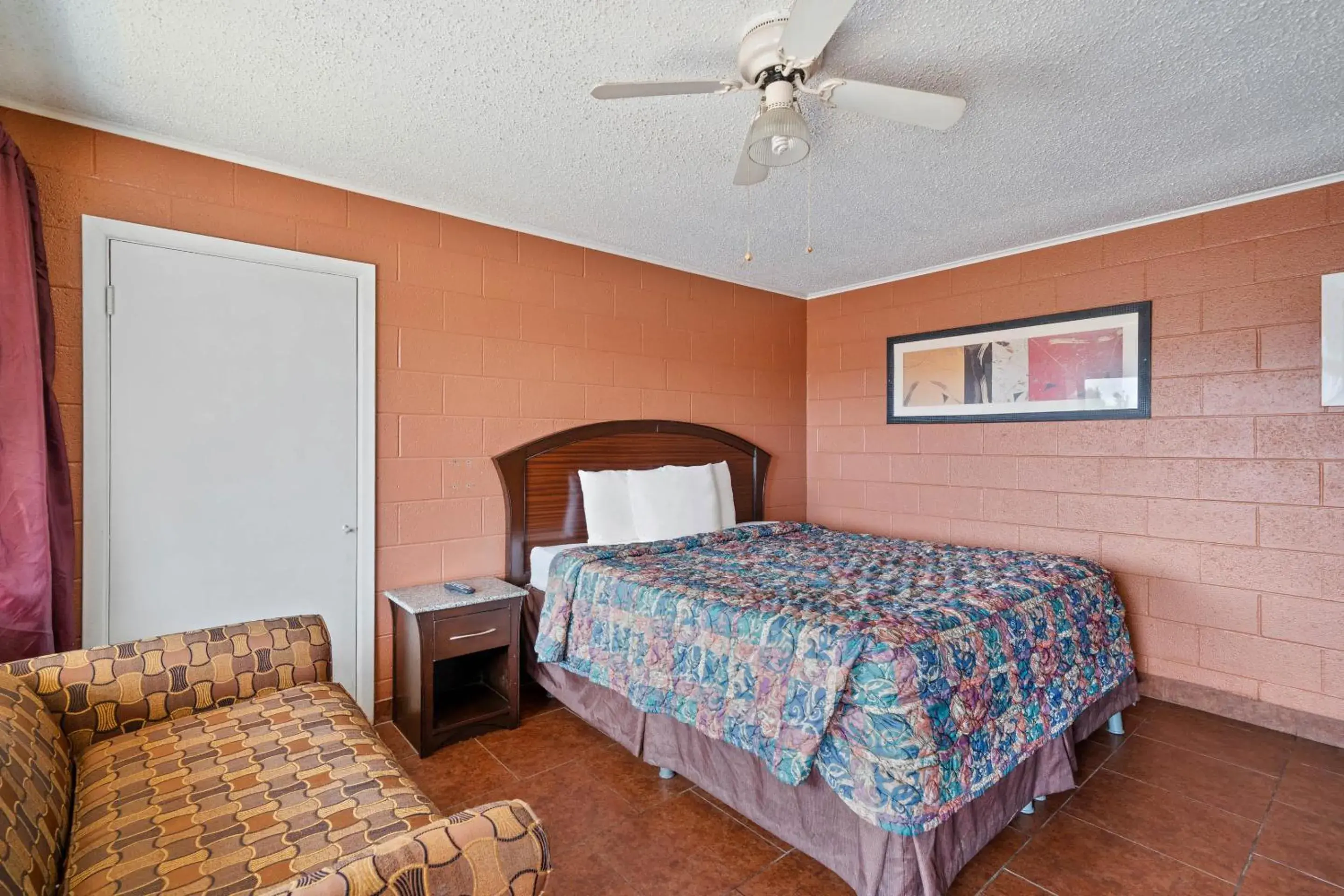 Bedroom, Bed in OYO Hotel Beeville - US 181