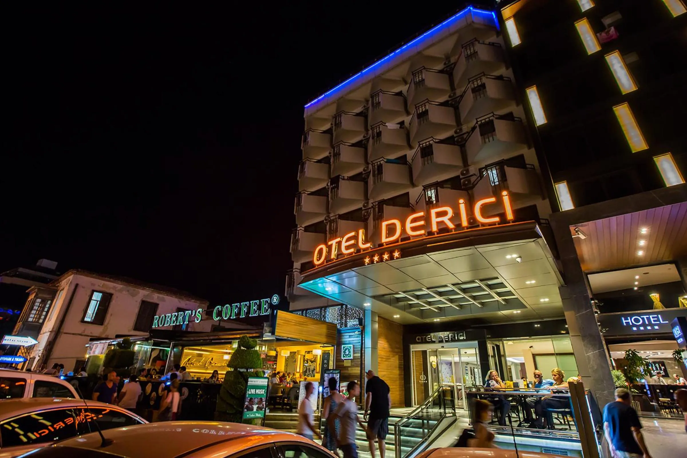 Facade/entrance in Derici Hotel