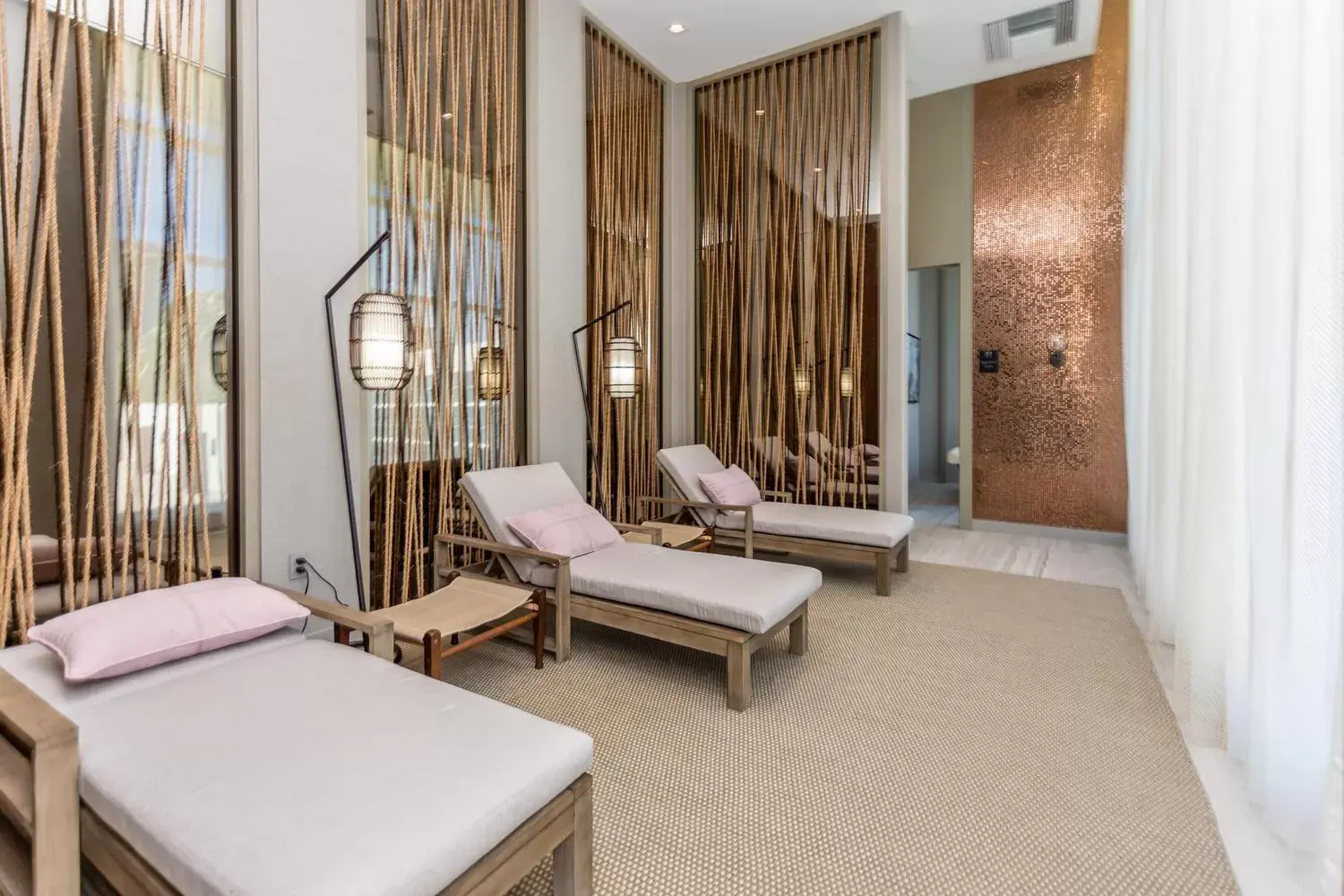 Spa and wellness centre/facilities in Amazing Apartments at H Beach House