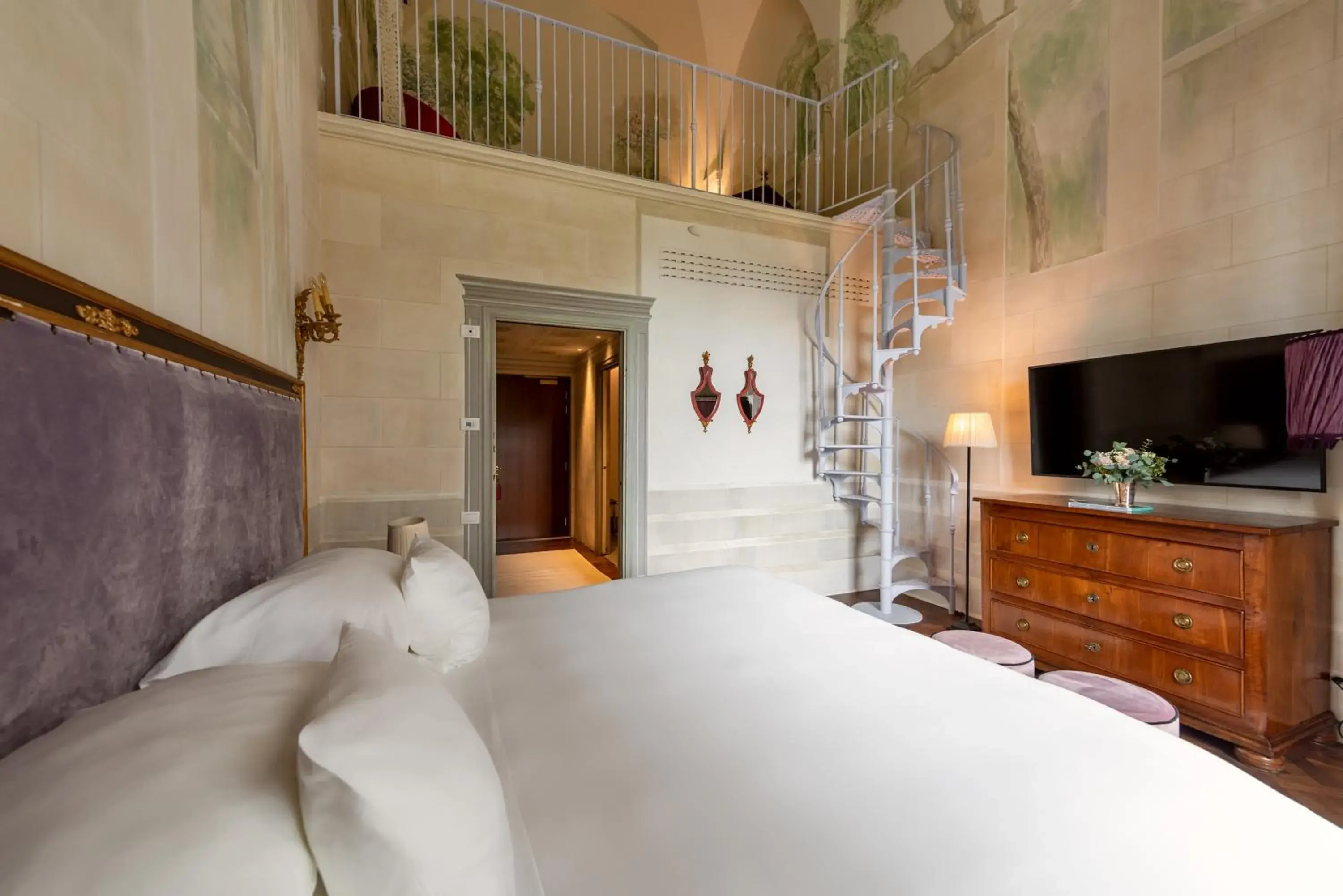 Bed in Il Salviatino