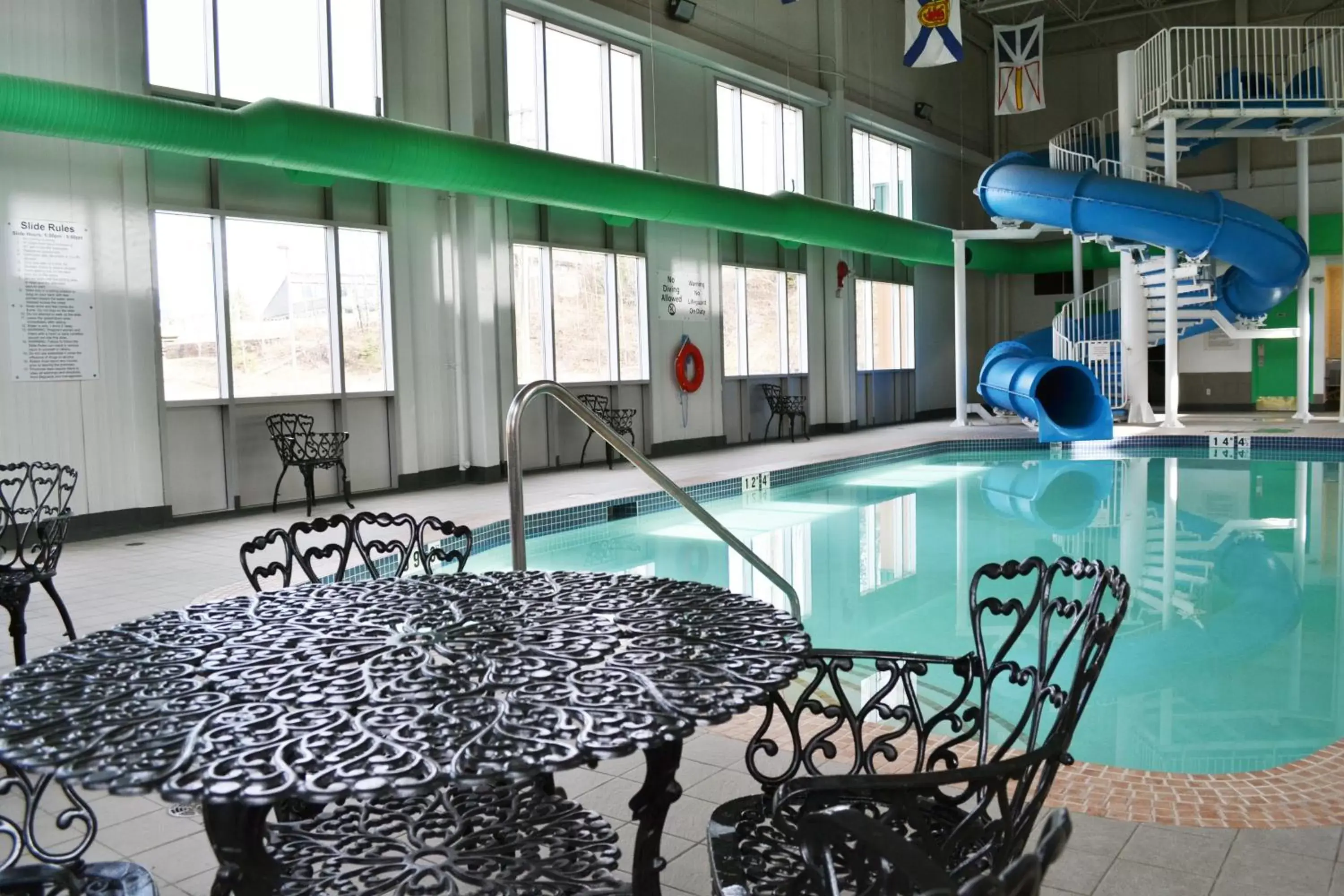 Swimming pool in Holiday Inn Hinton by IHG Swimming pool in Holiday Inn Hinton by IHG