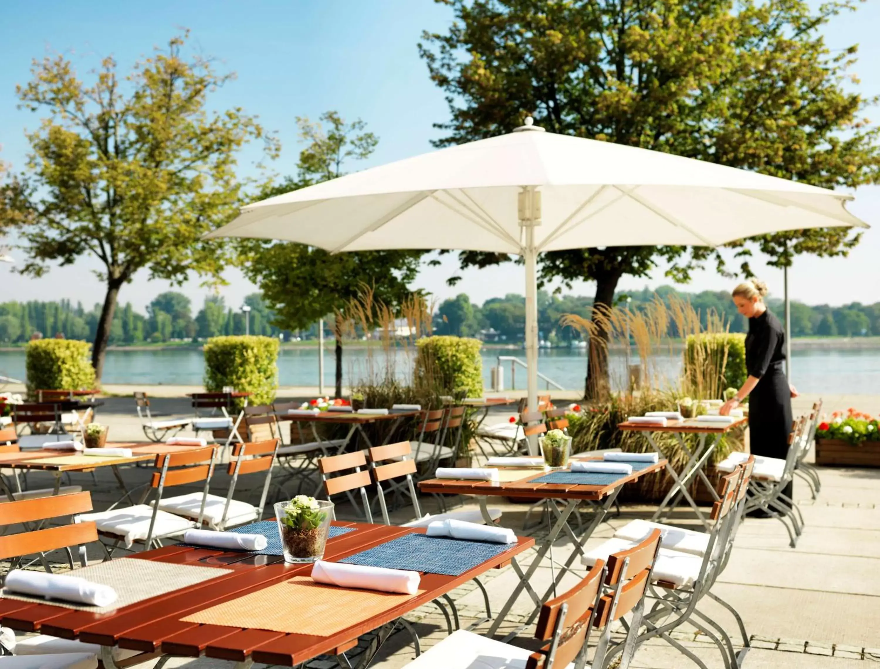 Restaurant/Places to Eat in Hyatt Regency Mainz