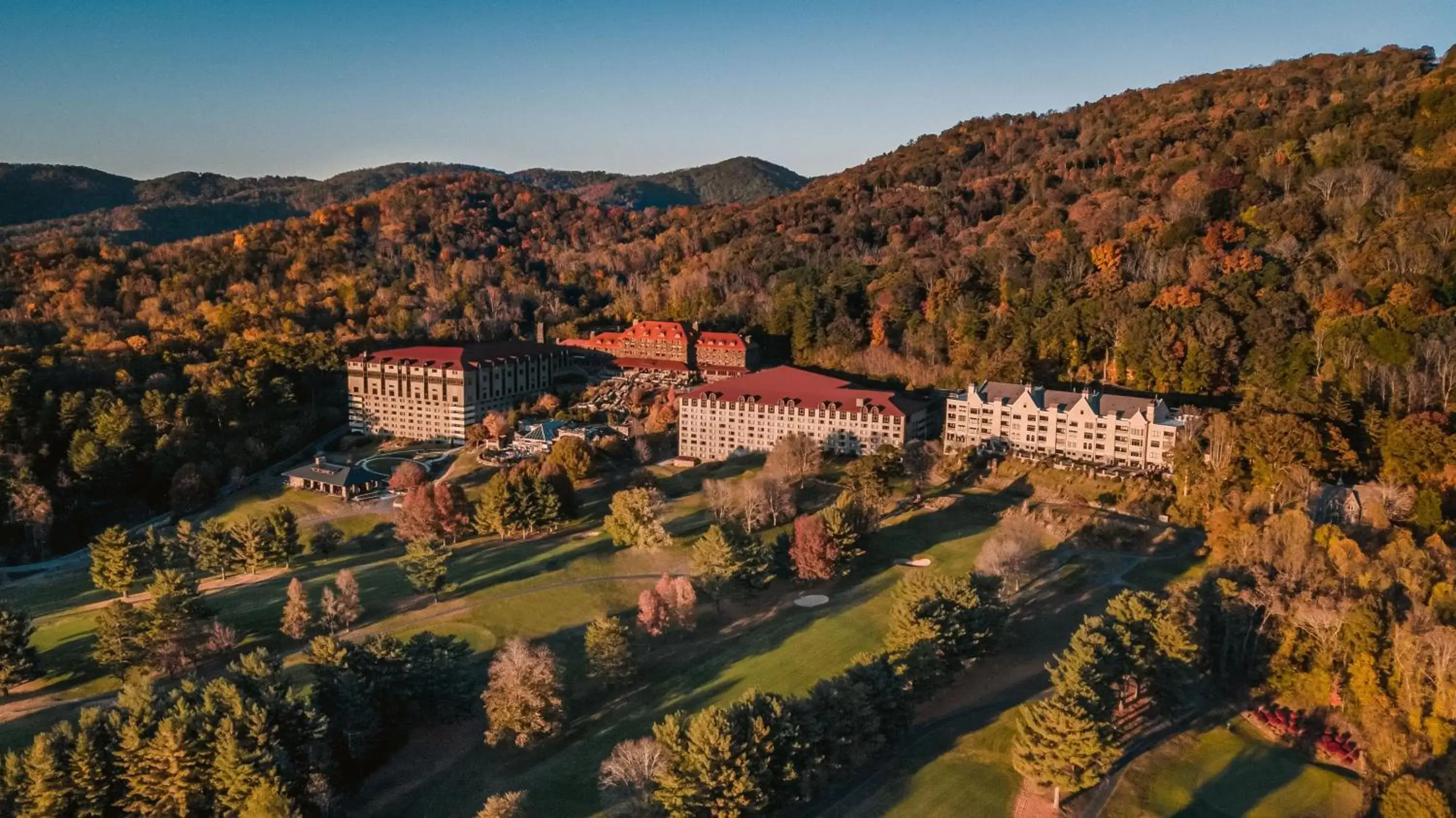 Bird's eye view, Bird's-eye View in The Omni Grove Park Inn - Asheville