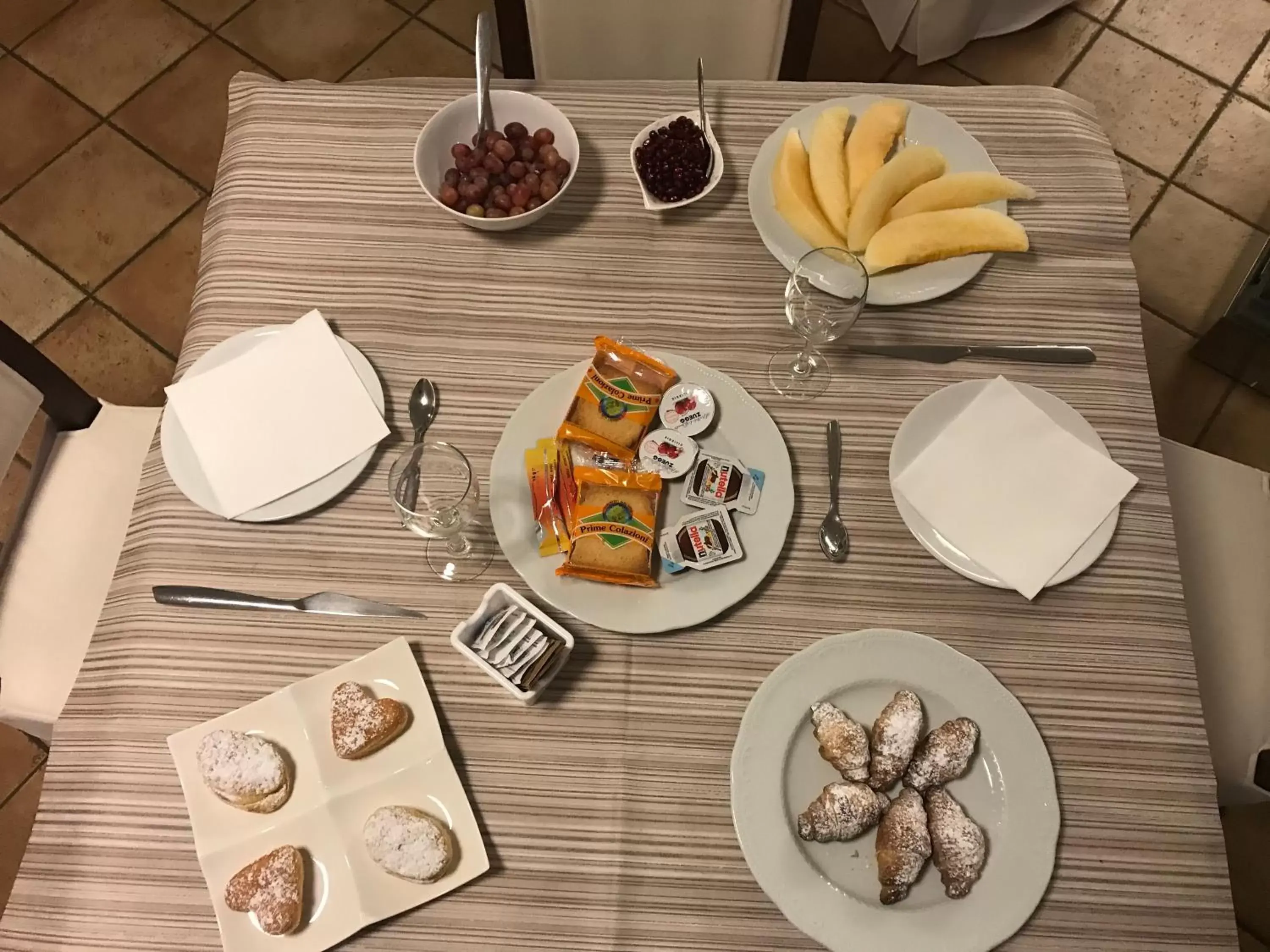 Italian breakfast in Villa D'Anzi B&B