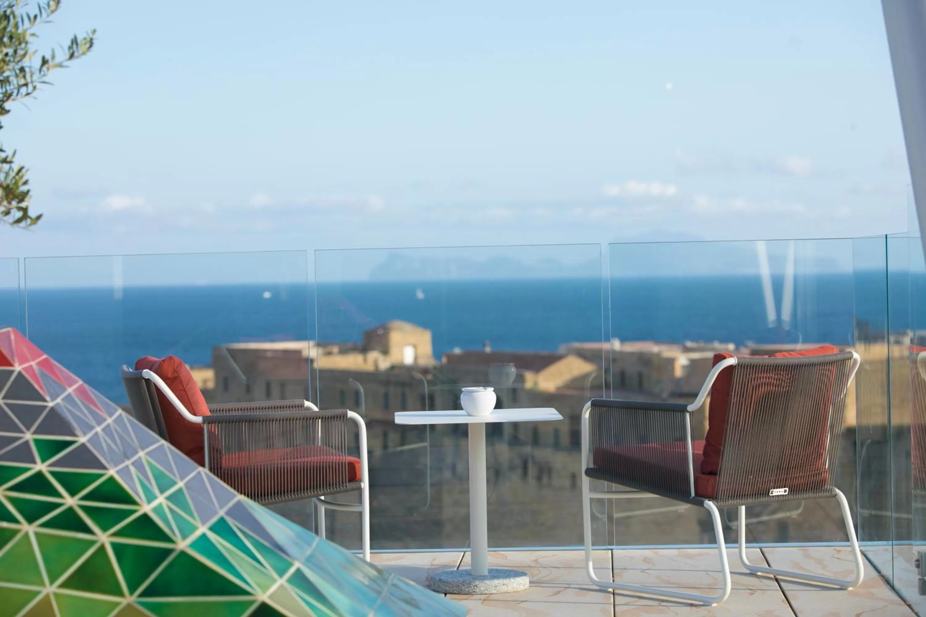 Restaurant/places to eat in Grand Hotel Vesuvio