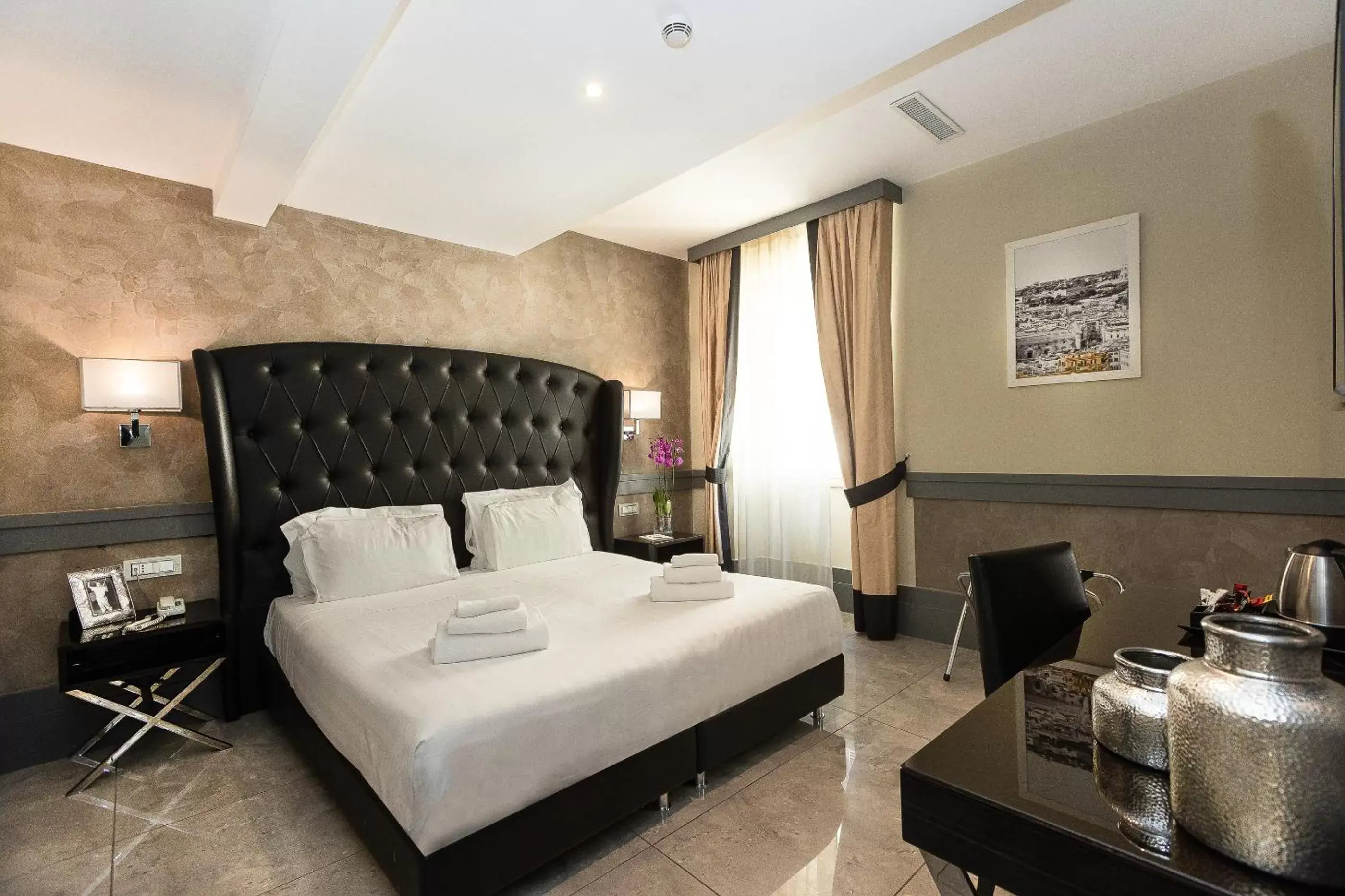 Bed in Hotel Castellino Roma