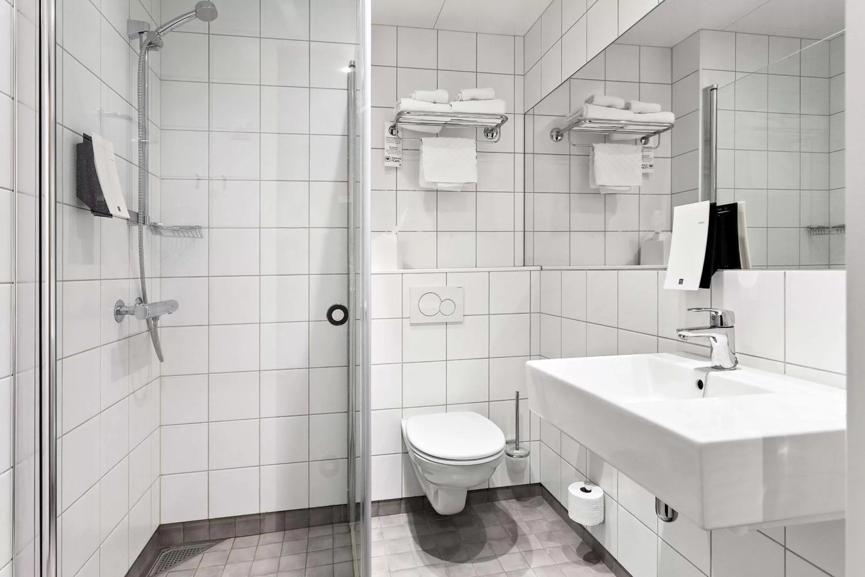 Bathroom in Best Western Malmo Arena Hotel