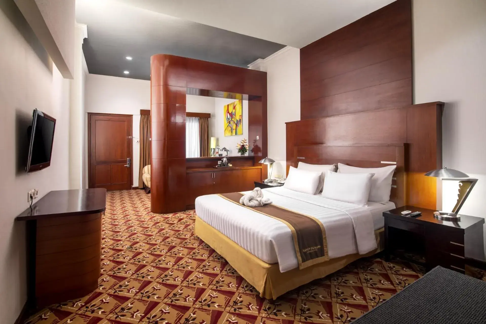 Bed in Hotel Bidakara Grand Savoy Homann Bandung