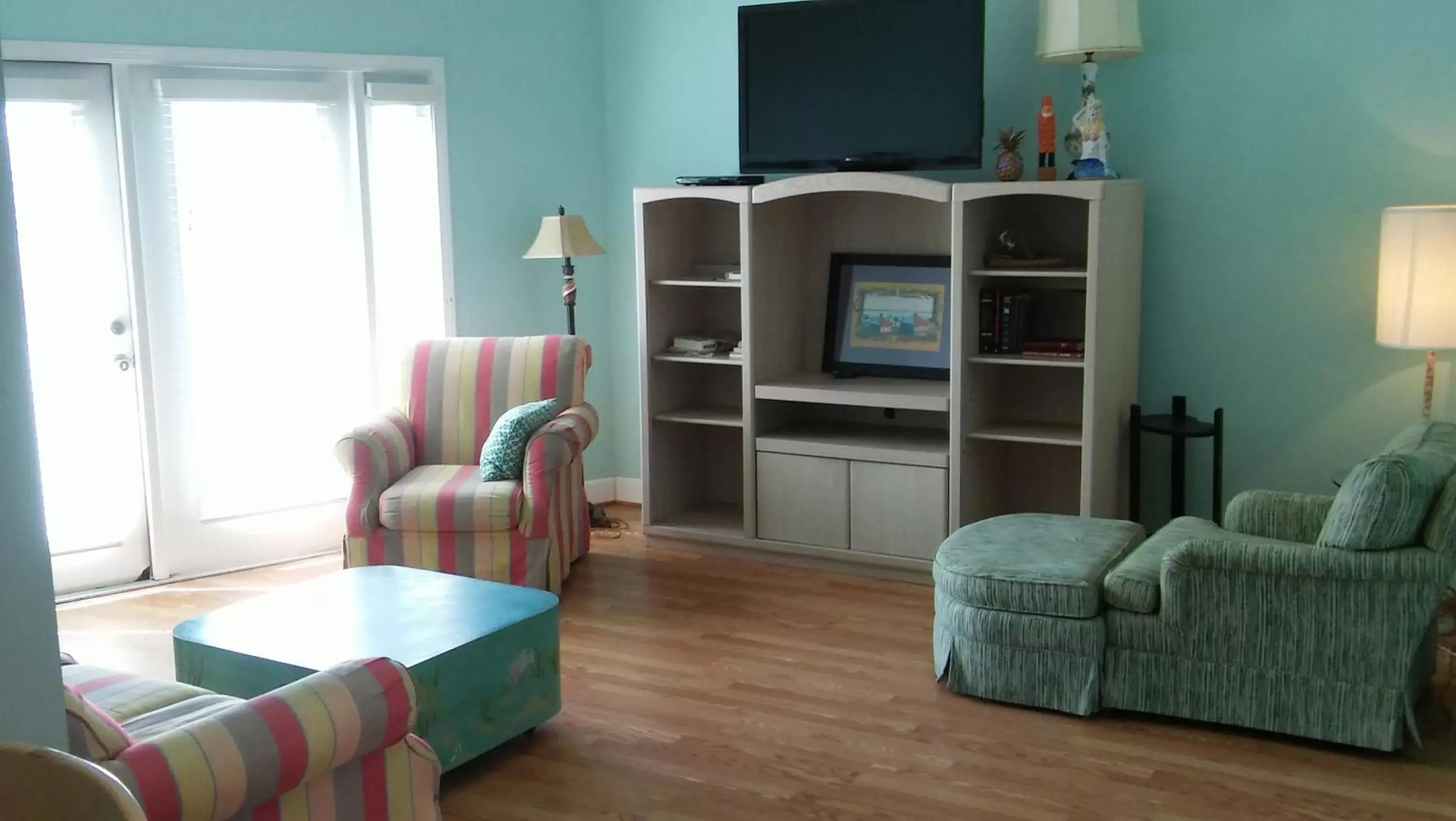 Living room, Seating Area in Pineapple Villas