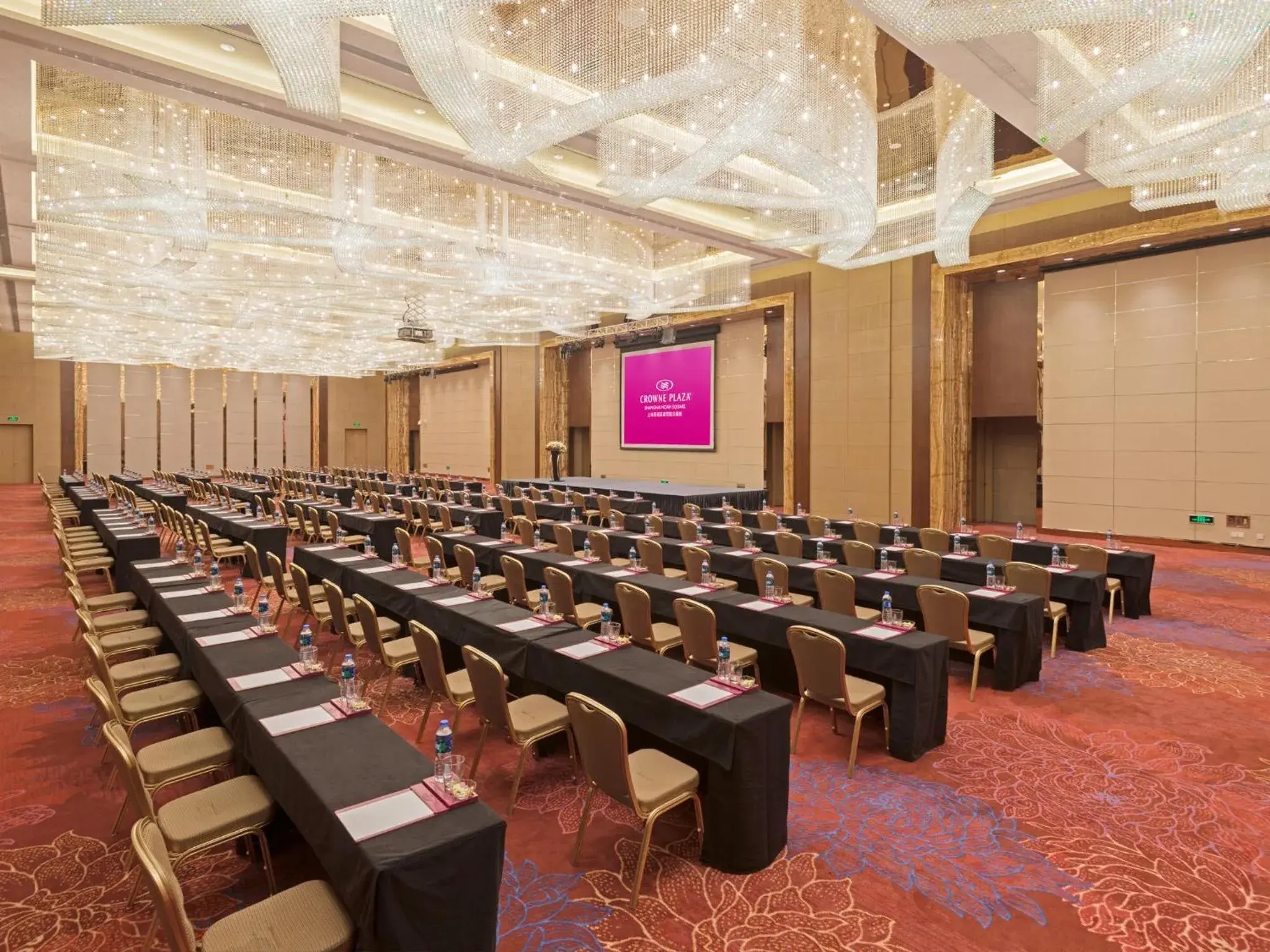 Banquet/Function facilities, Business Area/Conference Room in Crowne Plaza Shanghai Noah Square, an IHG Hotel