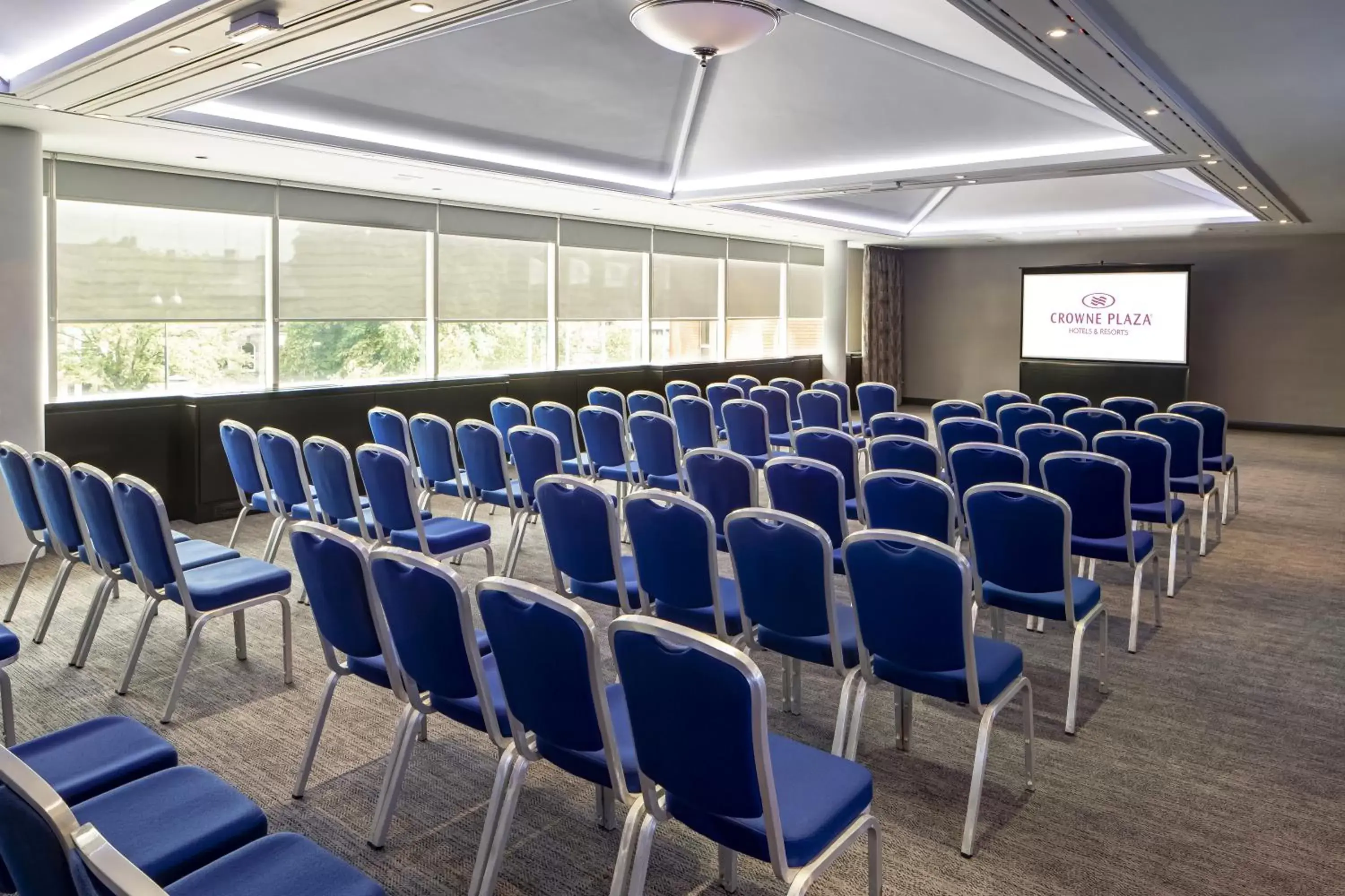 Meeting/conference room in Crowne Plaza Harrogate, an IHG Hotel