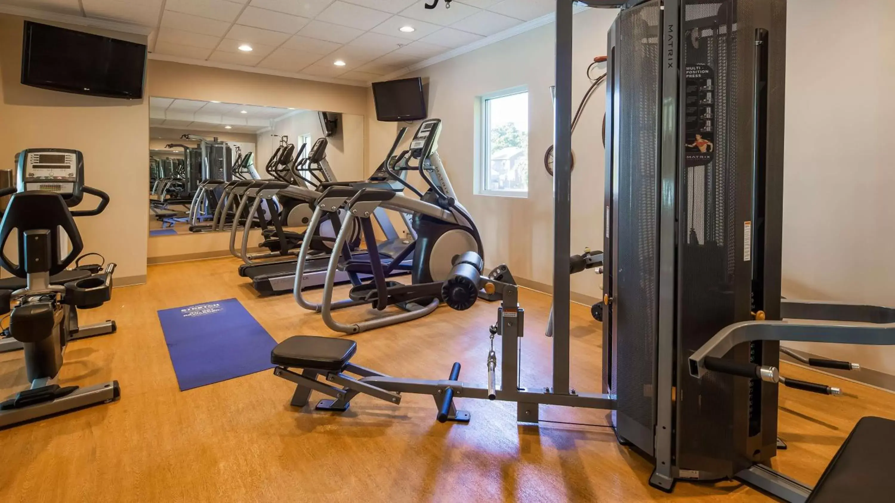 Fitness centre/facilities, Fitness Center/Facilities in Best Western PLUS Revere Inn & Suites
