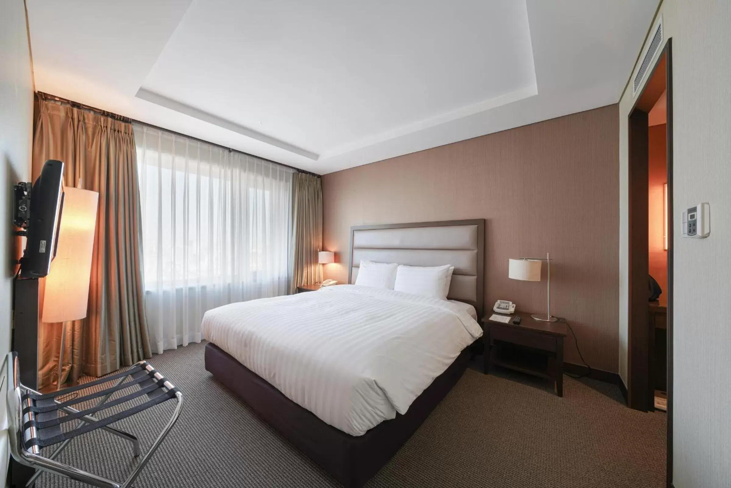 Bedroom, Bed in Best Western Premier Gangnam Hotel