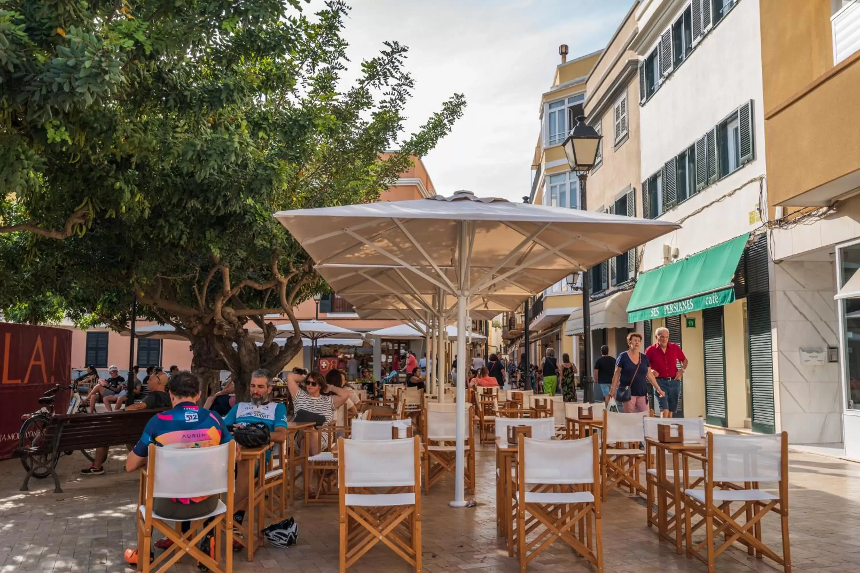 Restaurant/Places to Eat in LLONGA'S Ciutadella