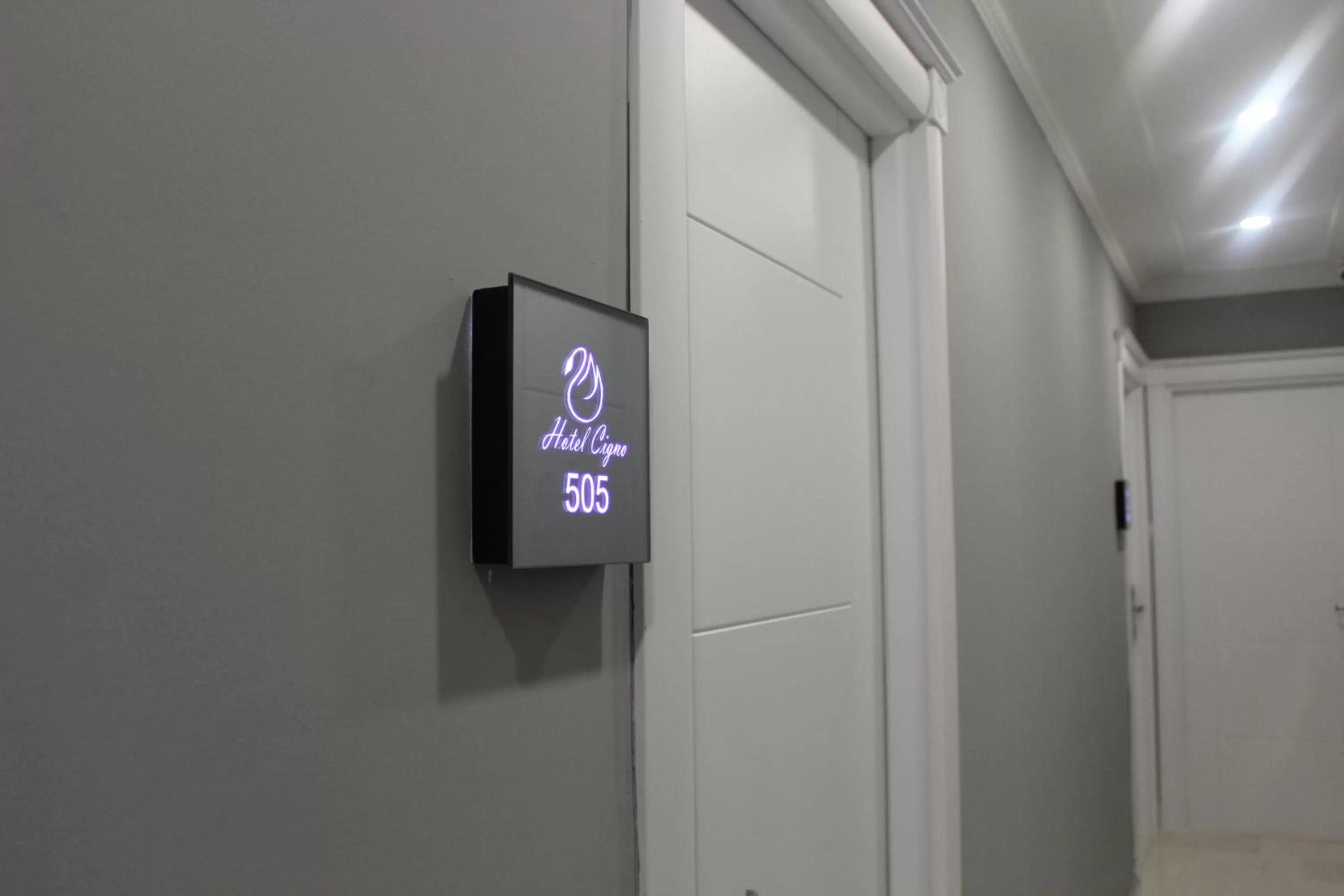 Logo/Certificate/Sign in Good Night Hotel Istanbul