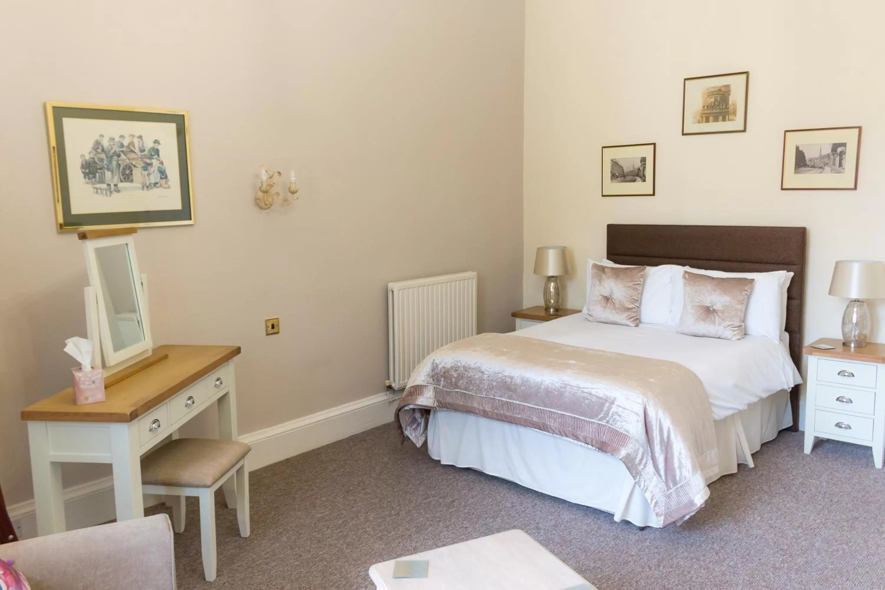 Bed in The Hawick Hotel