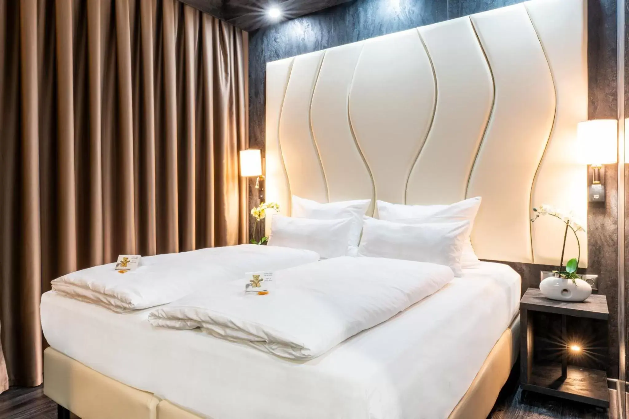 Bed in PLAZA Premium Schwerin Sure Hotel Collection by Best Western