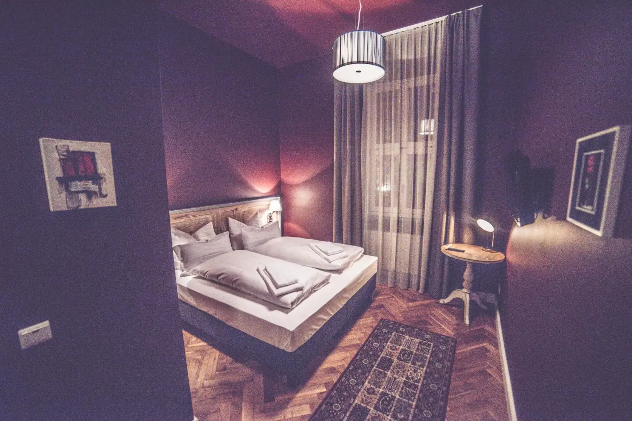 Bedroom in Hotel Luis