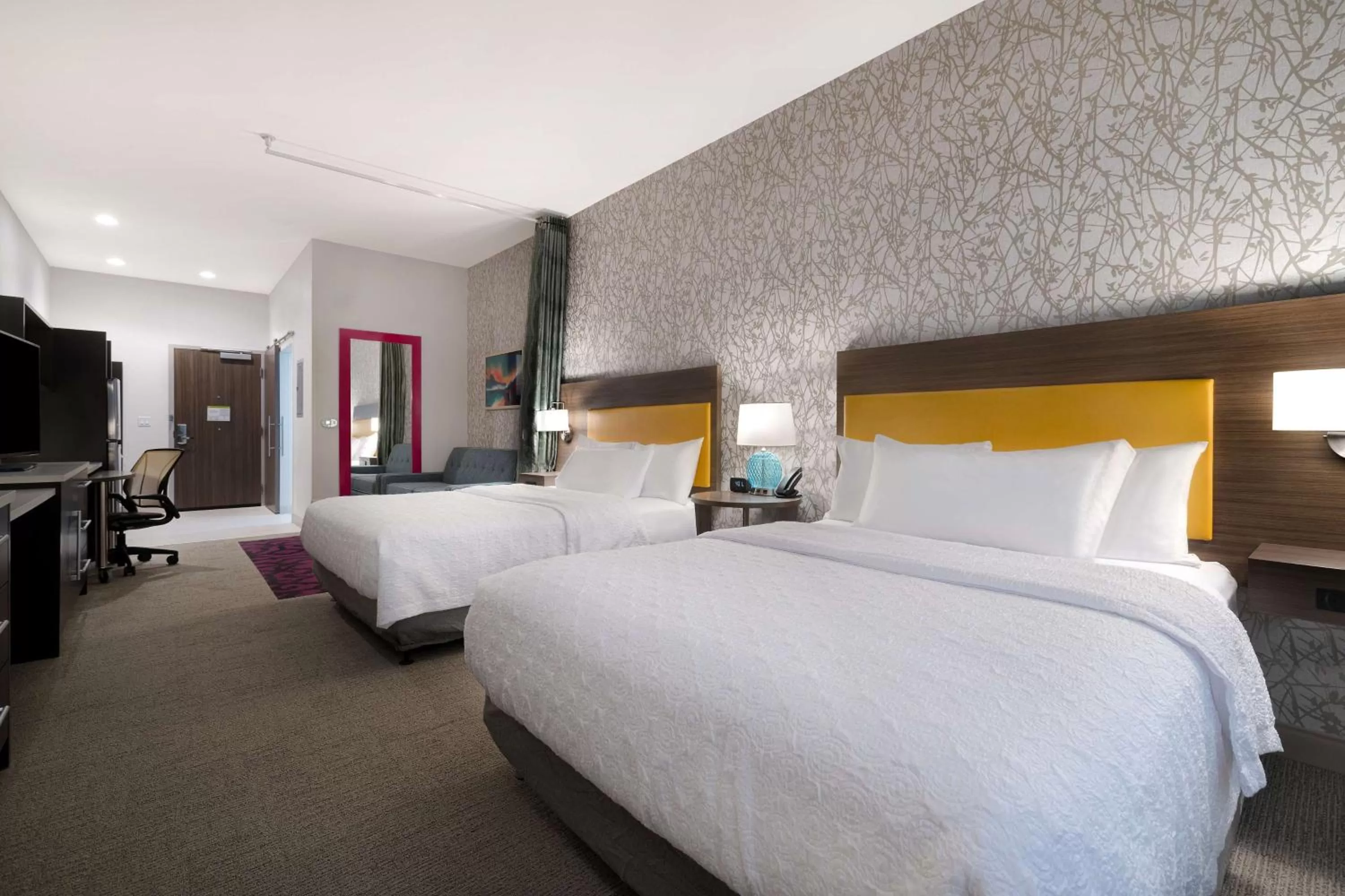 Bed in Home2 Suites By Hilton Redding