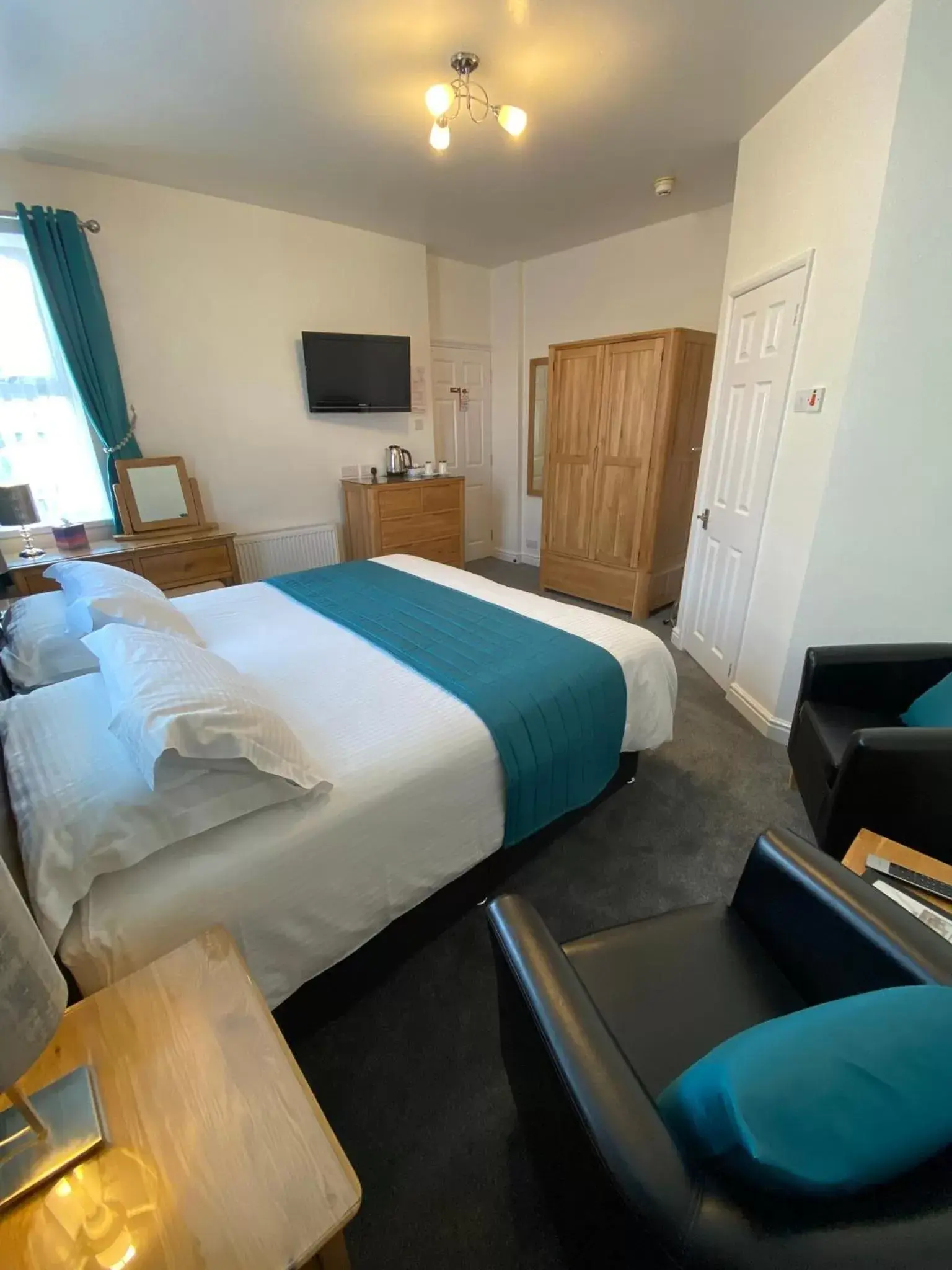 TV and multimedia, Bed in Paignton Court