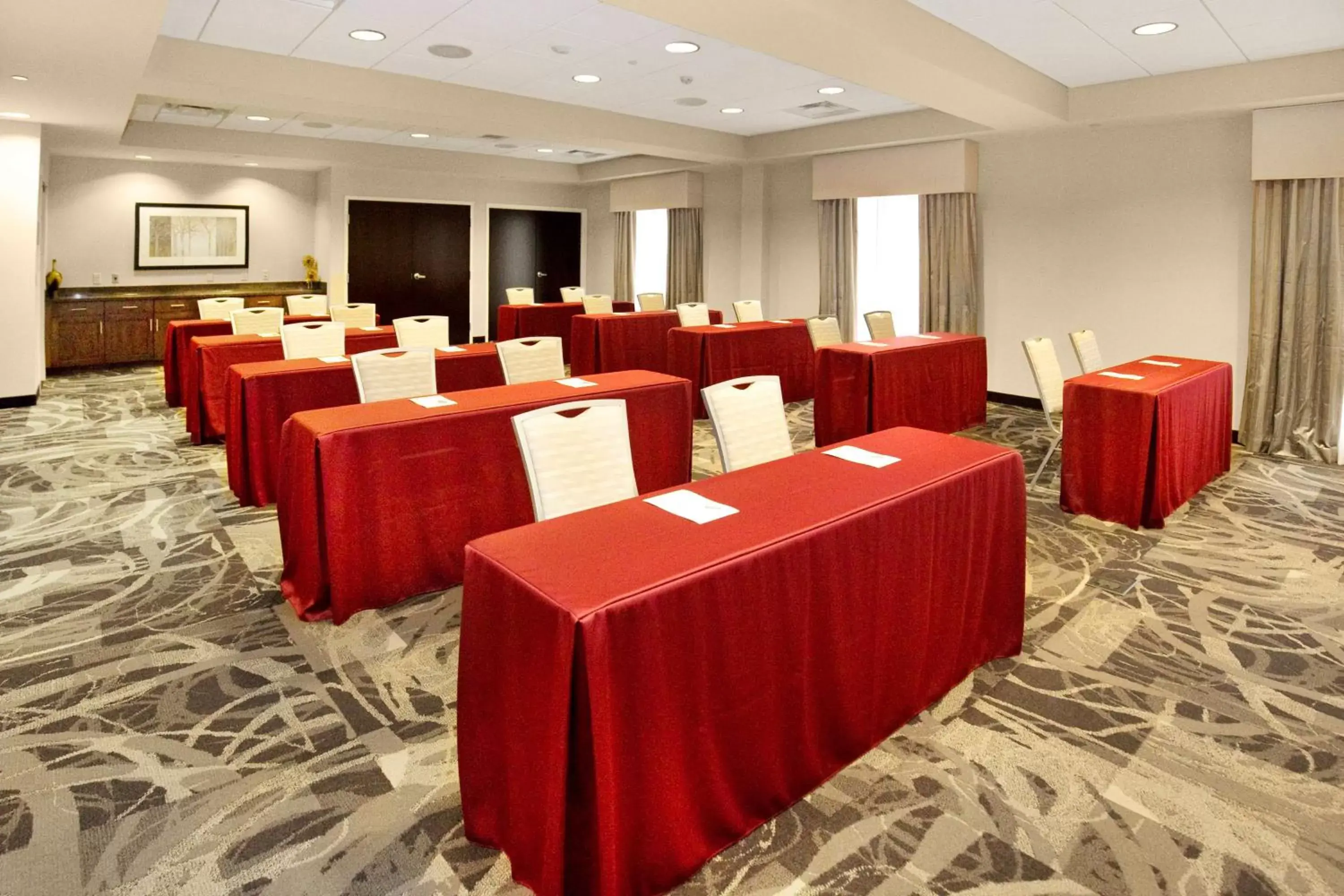 Meeting/conference room in Hampton Inn & Suites - Pittsburgh/Harmarville, PA