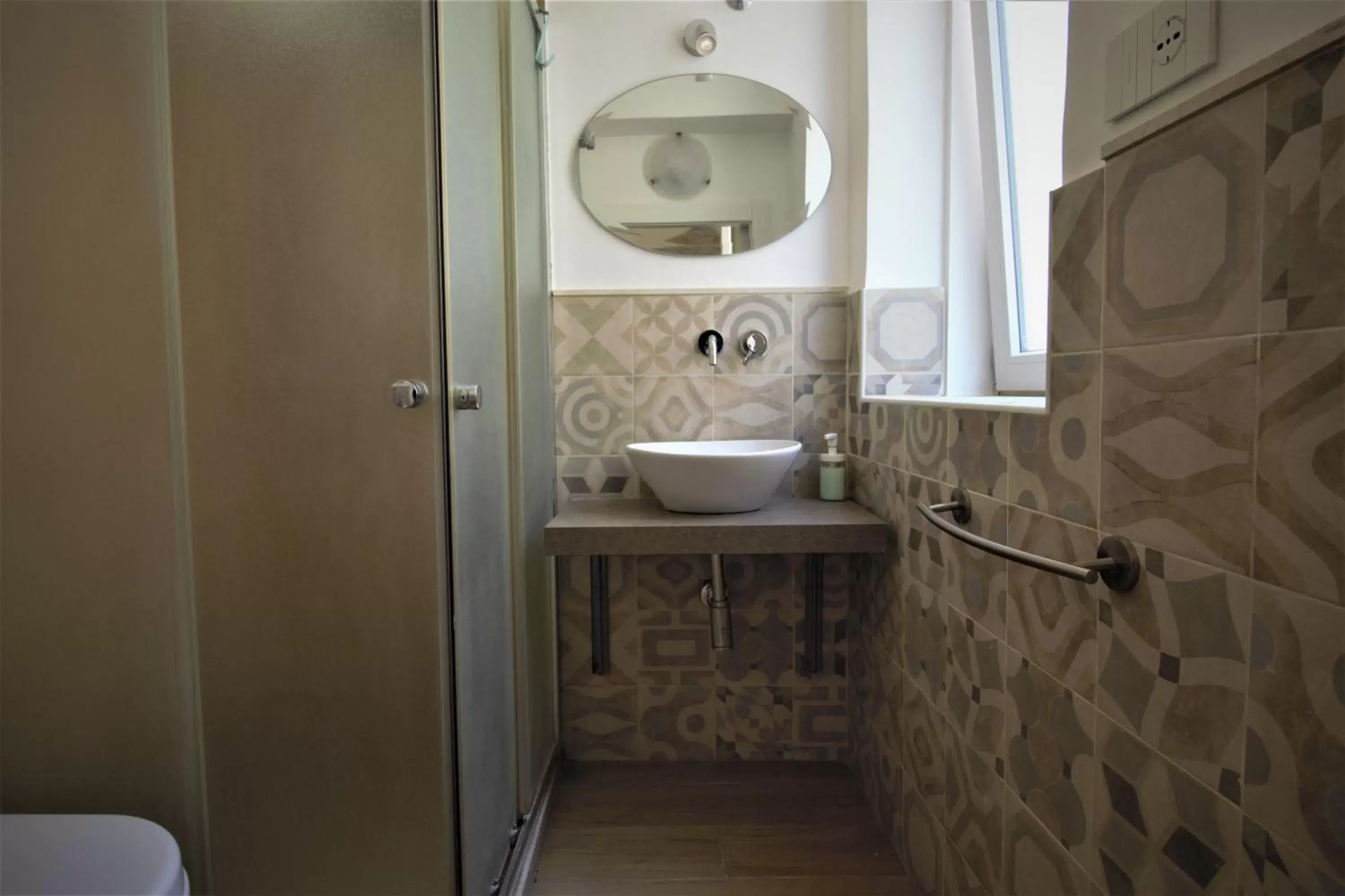 Shower, Bathroom in B&B Belvedere All'Idria