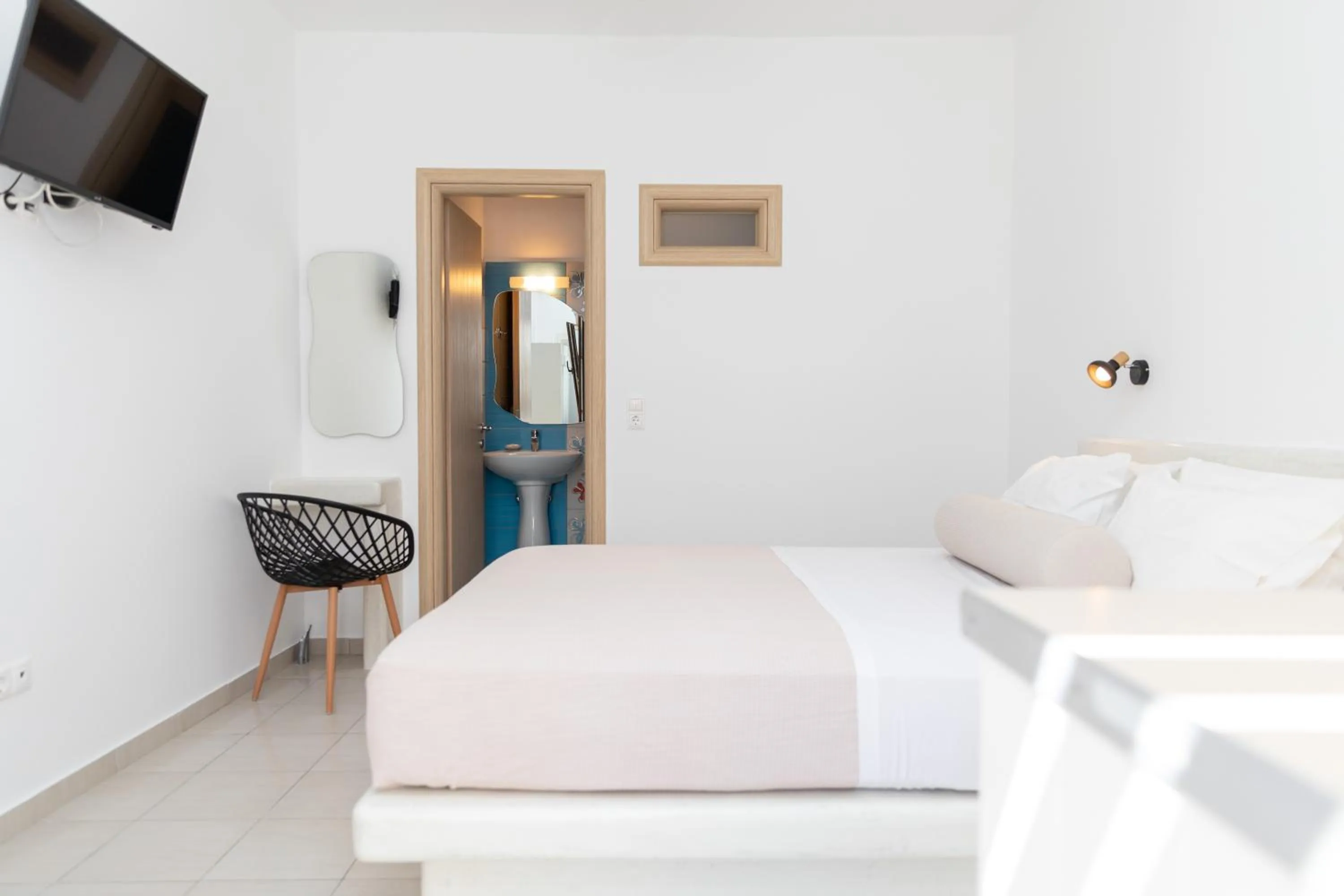 Bed in Depis Place and Apartments