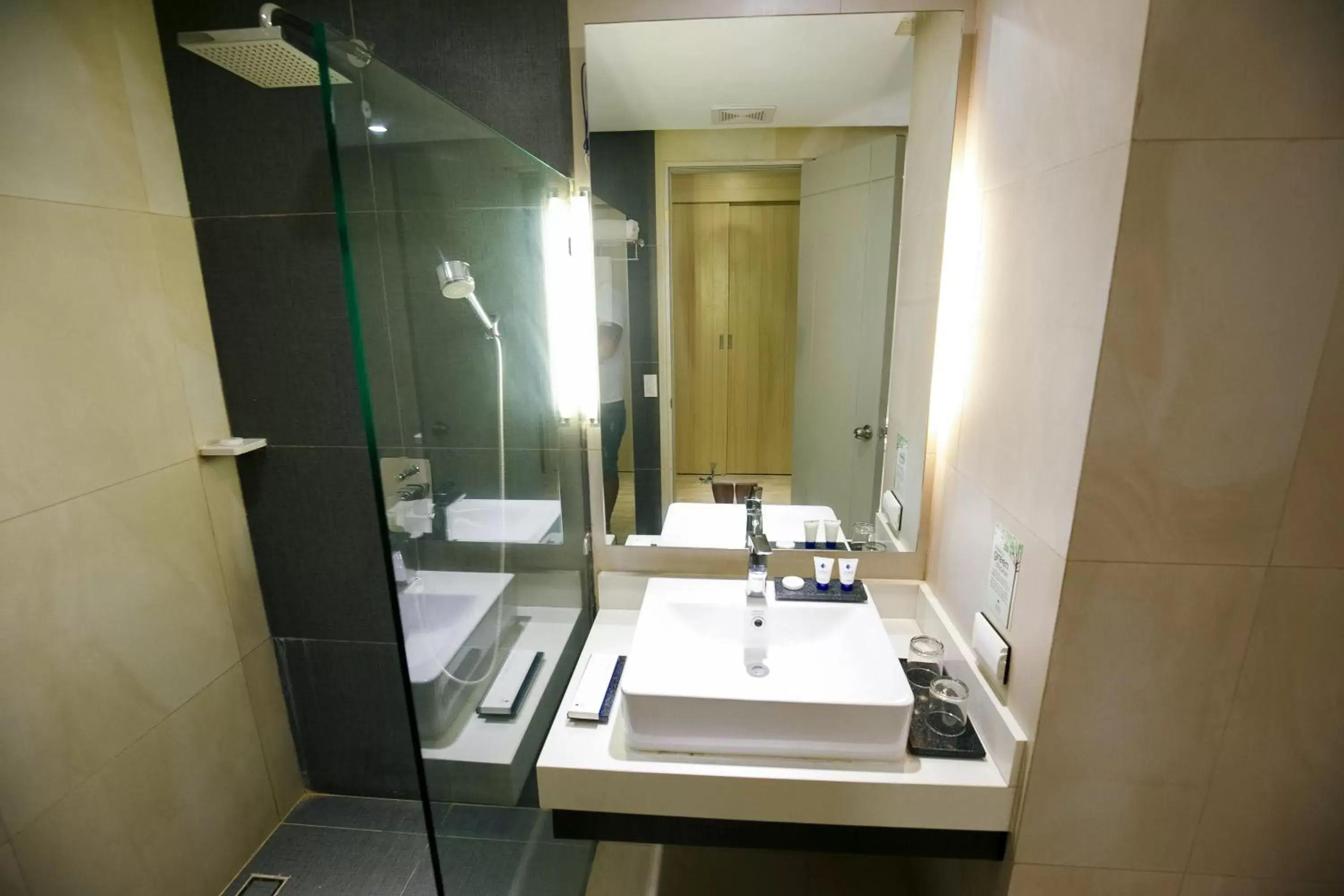Bathroom in Solea Mactan Resort