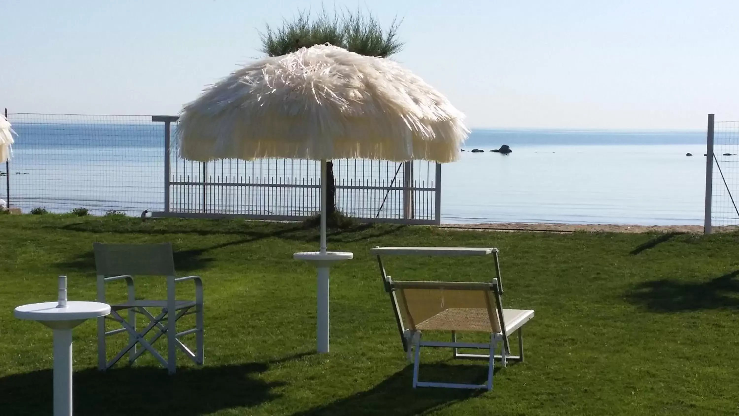 Garden, Beach in Agriturismo Frontemare