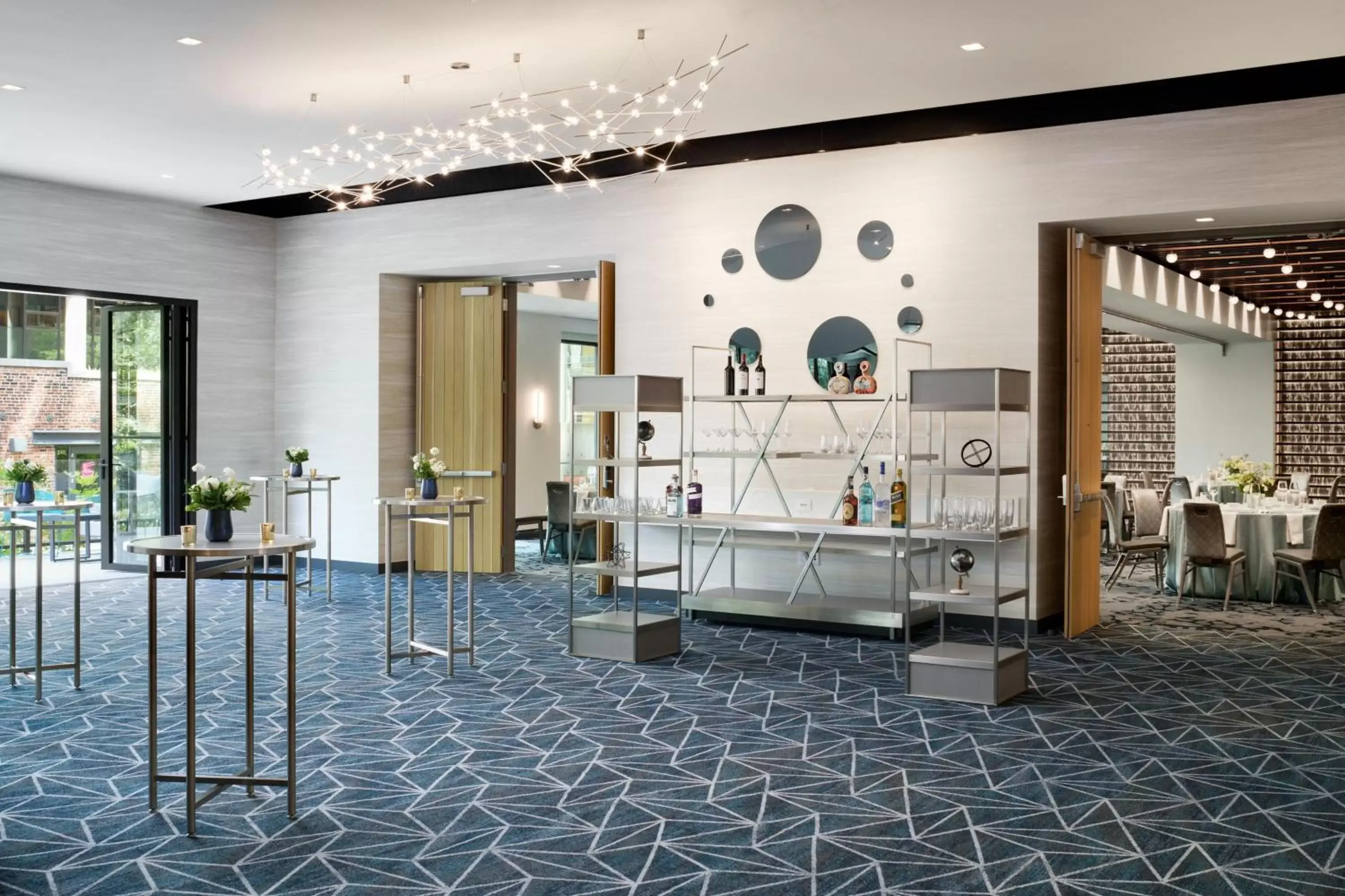 Meeting/conference room in Astra Hotel, Seattle, A Tribute Portfolio Hotel by Marriott