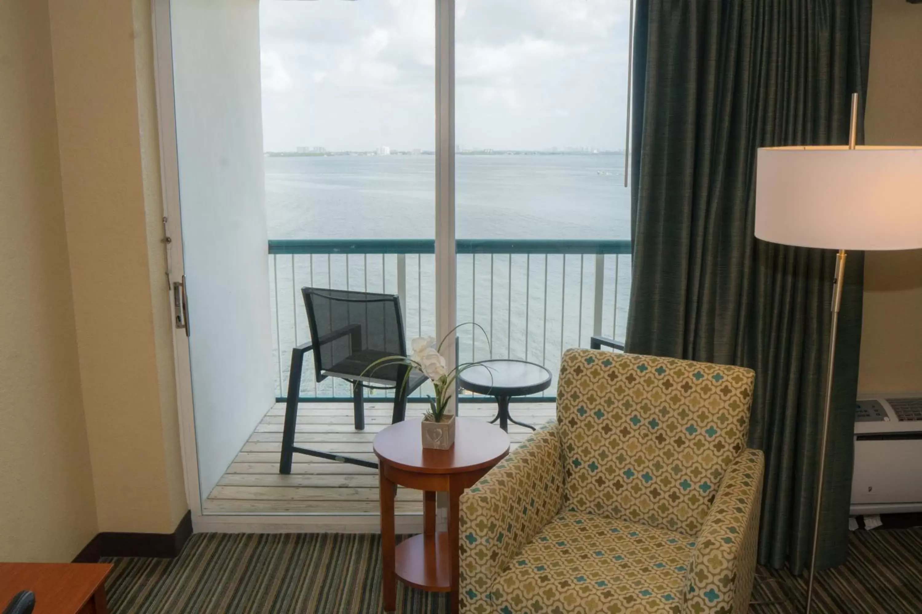 Sea view, Seating Area in Best Western On The Bay Inn & Marina