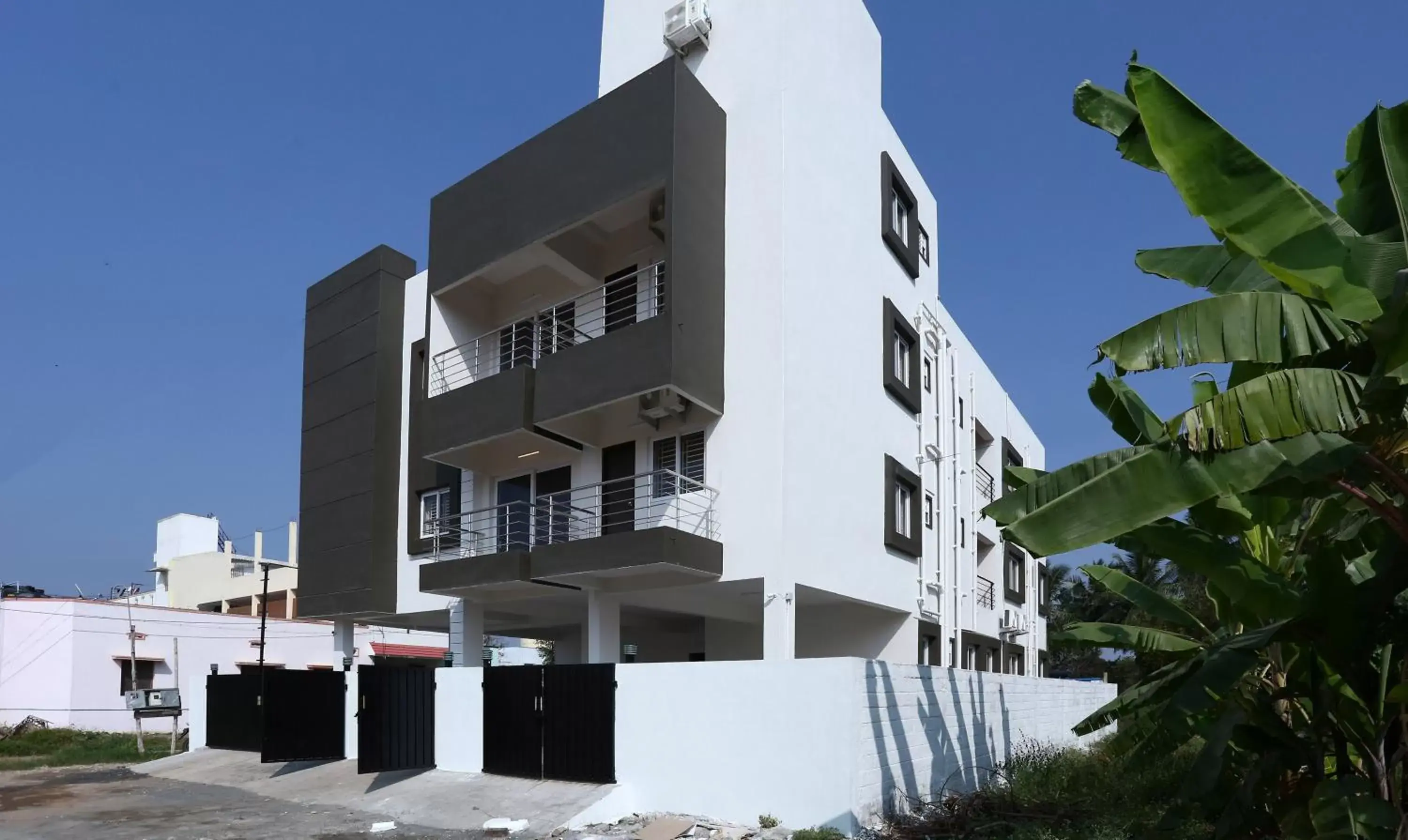 Property building in Treebo Hi Line Apartments Kalapatti Property building in Treebo Hi Line Apartments Kalapatti