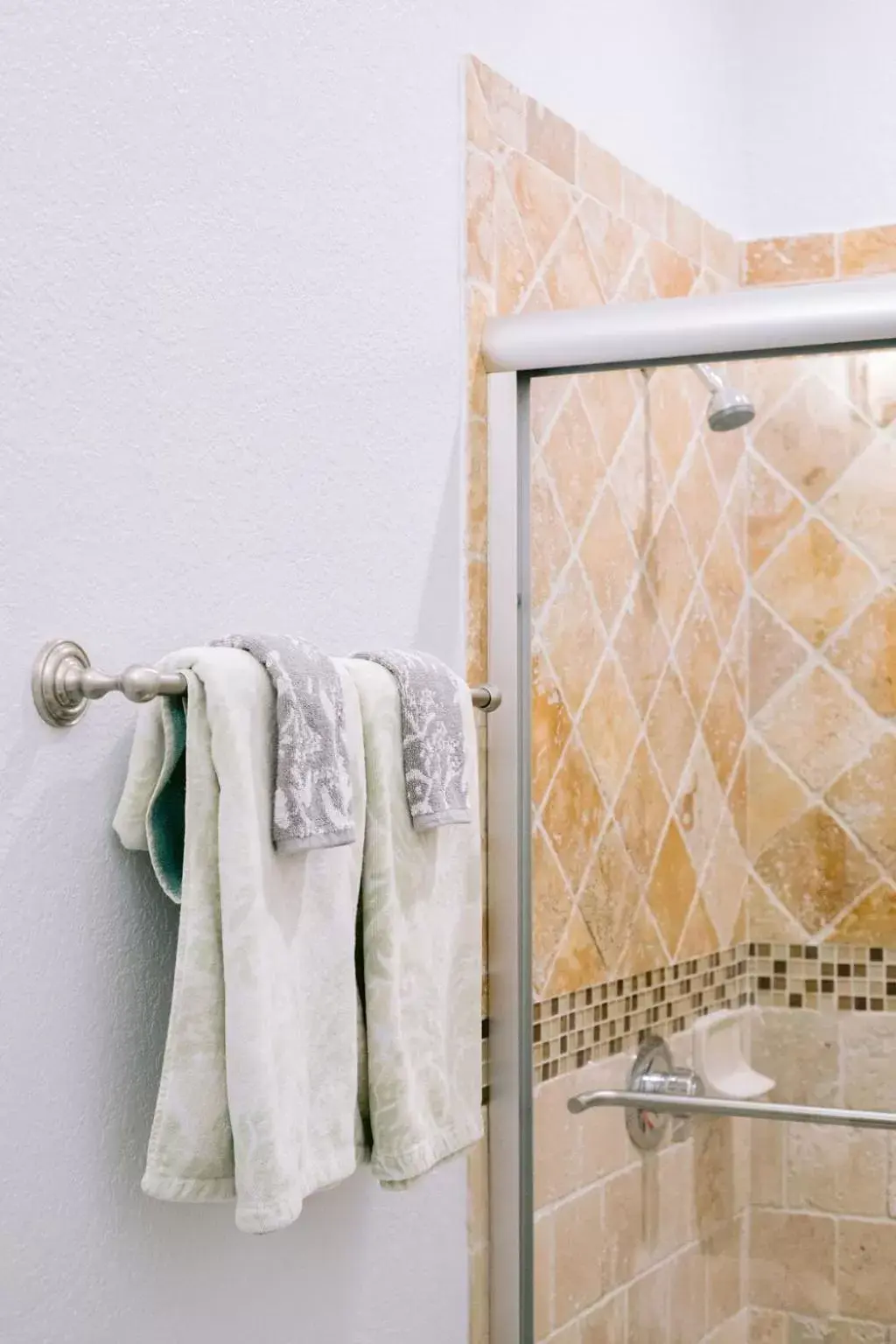 Bathroom in Vistalmar Beach Resort