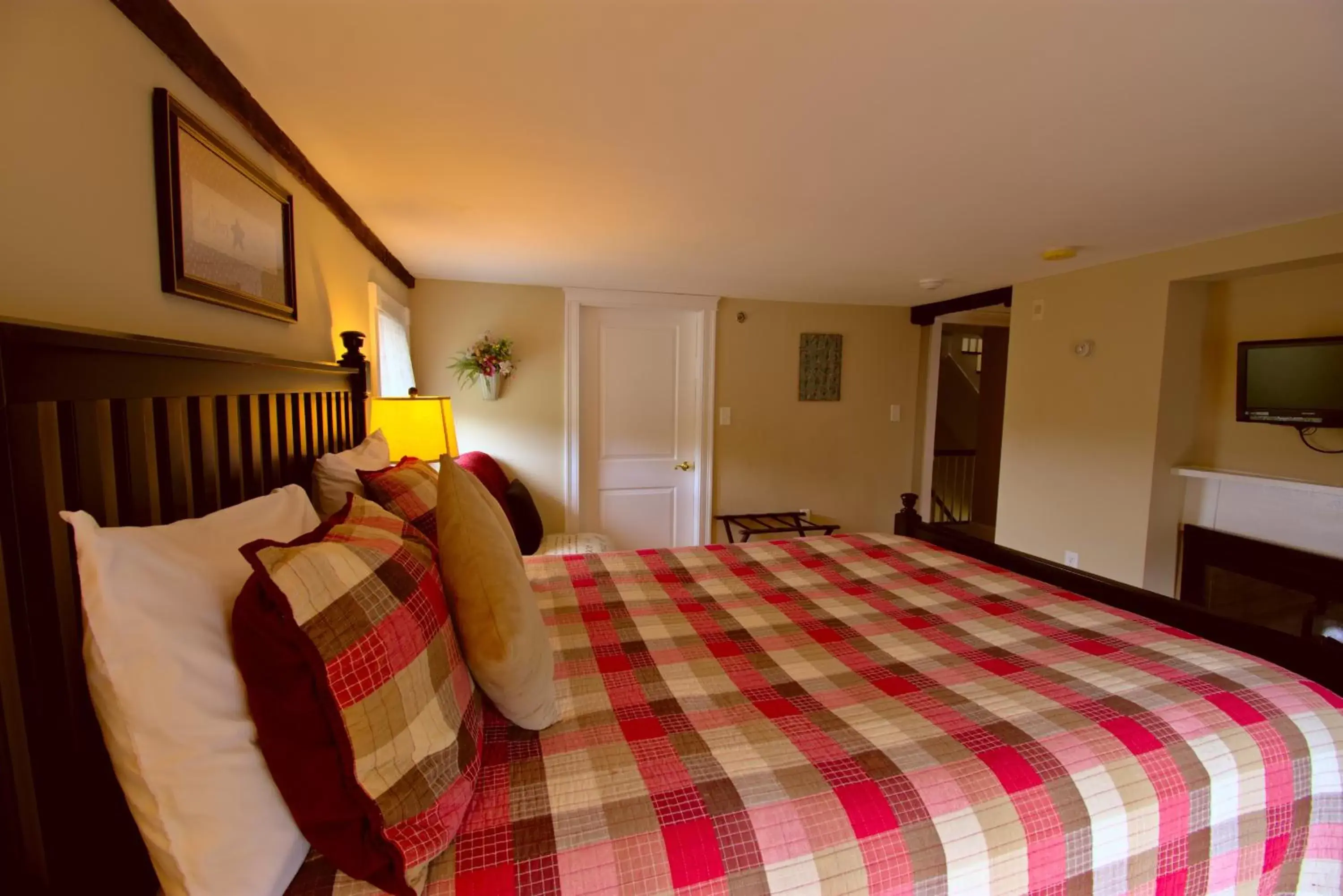 Bedroom, Bed in Ballard House Inn